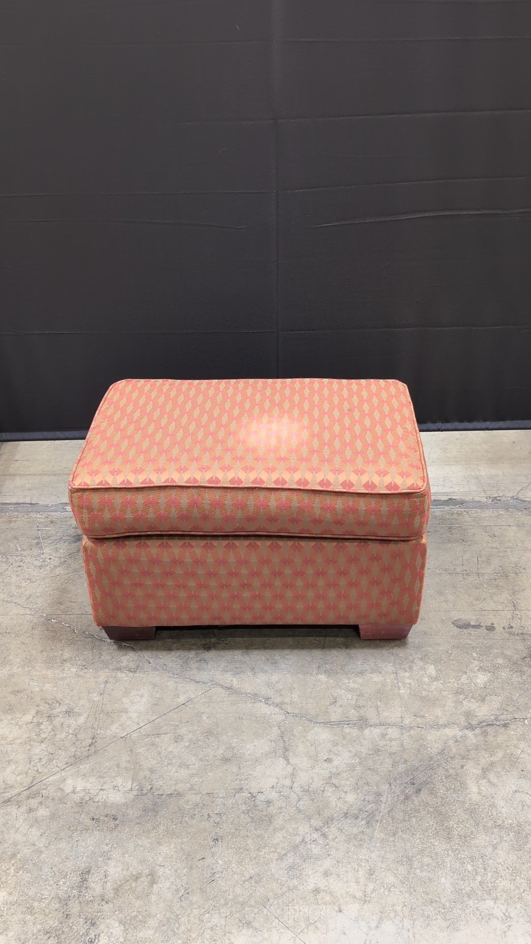 Vibrant Geometric Patterned Upholstered Ottoman with Wooden Furniture Risers