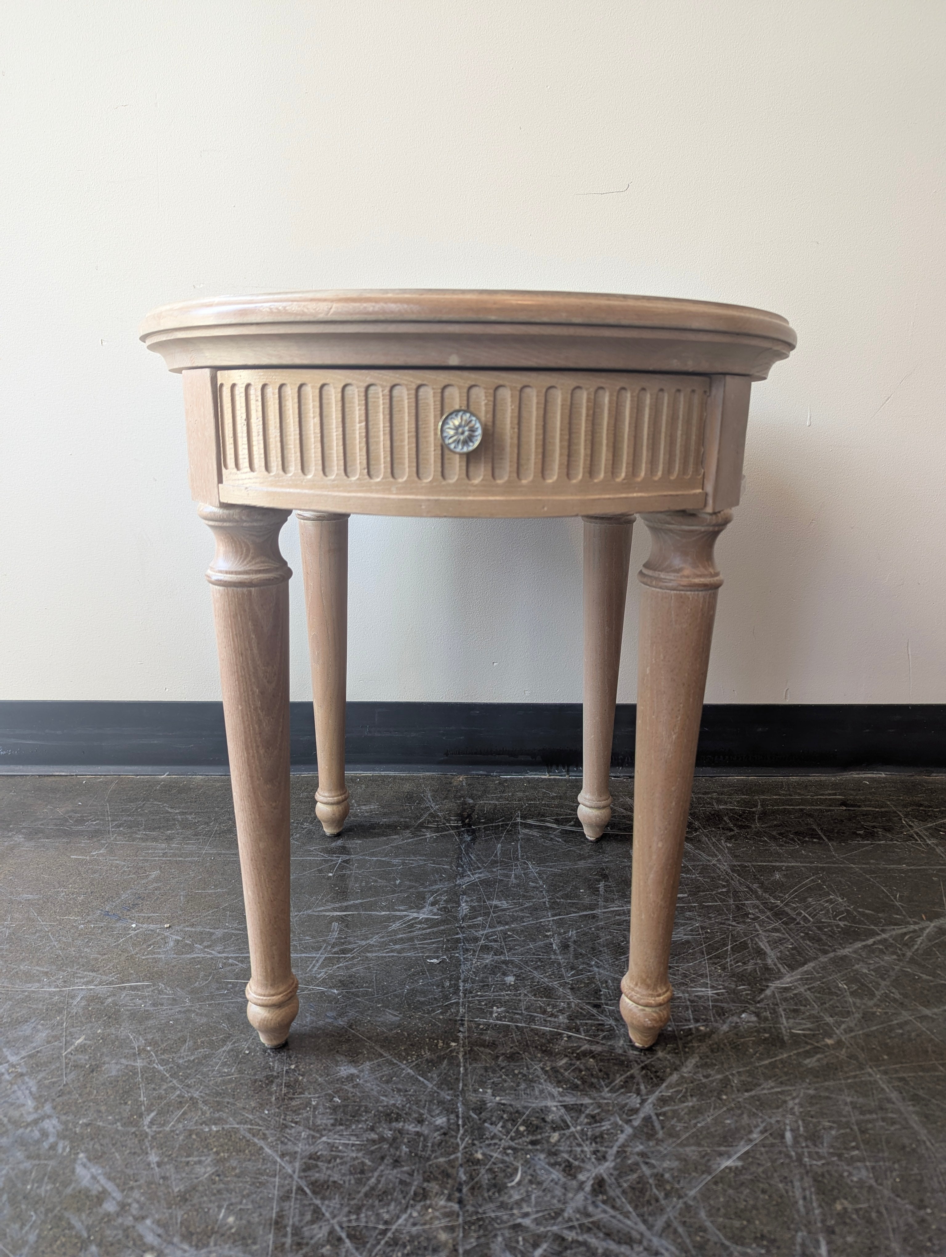Oval End Table with drawer