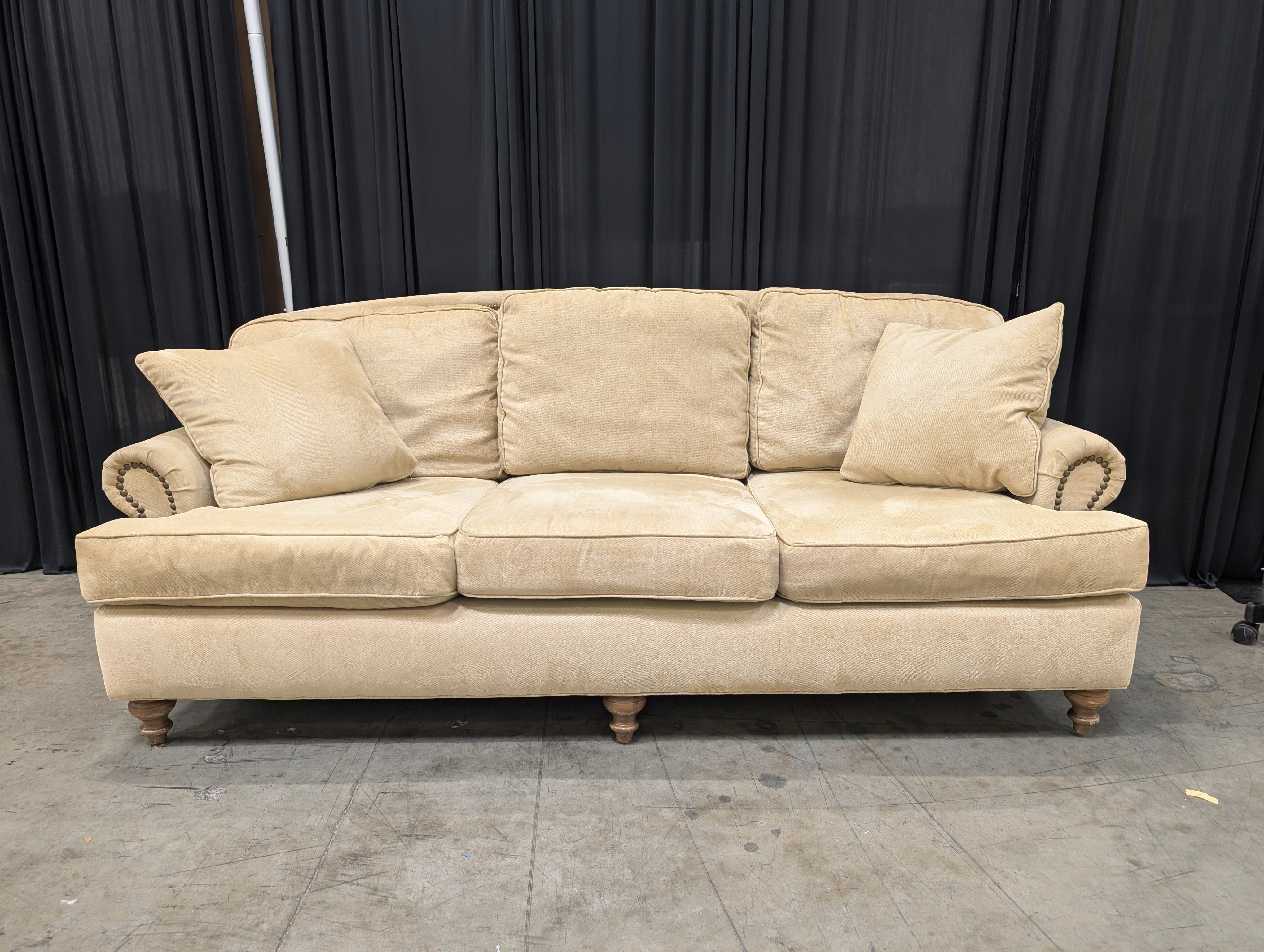 Traditional Huntington House Beige Fabric Couch with Nailhead Trim