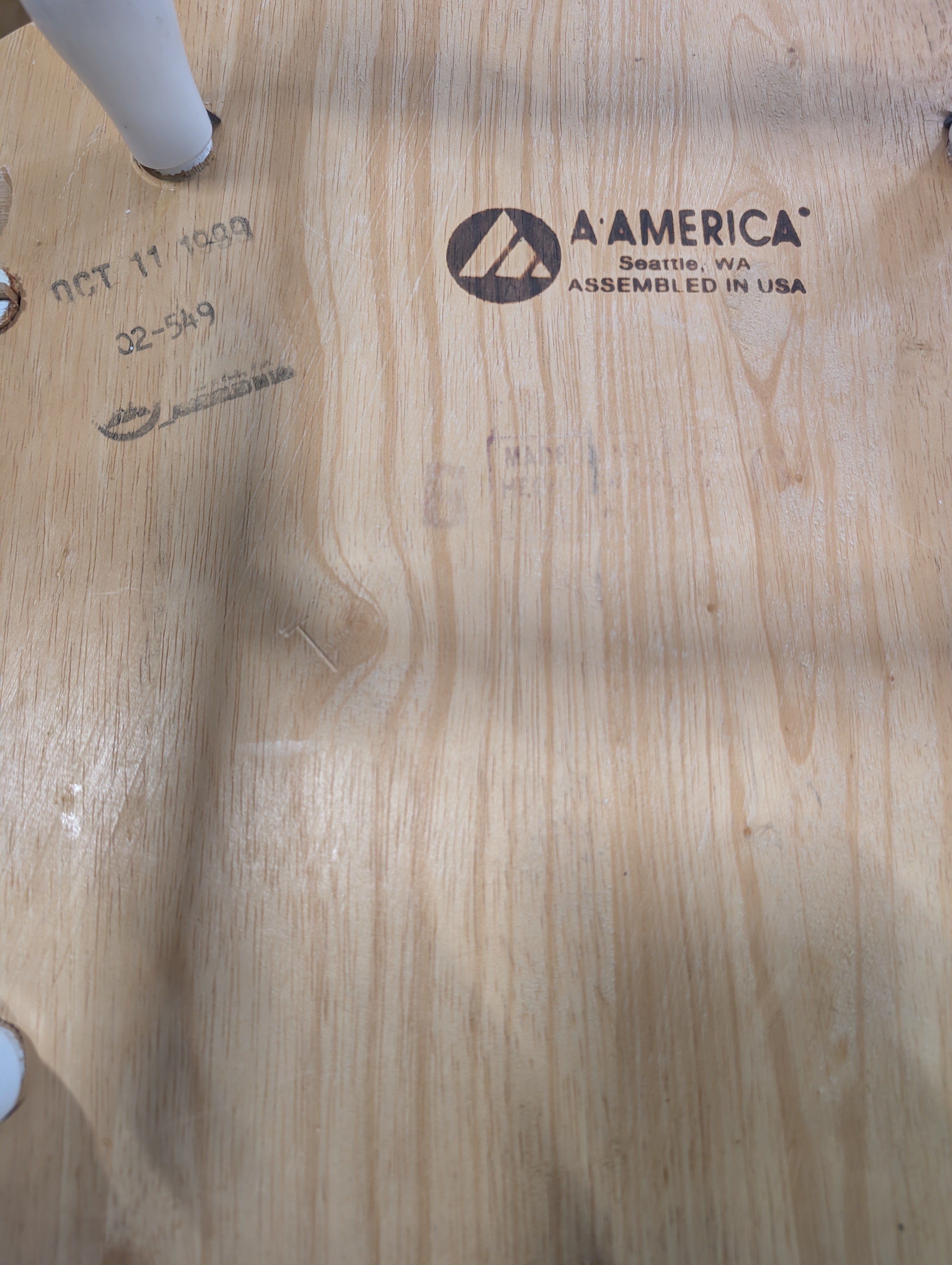A'America Two-Tone Windsor Style Dining Chair