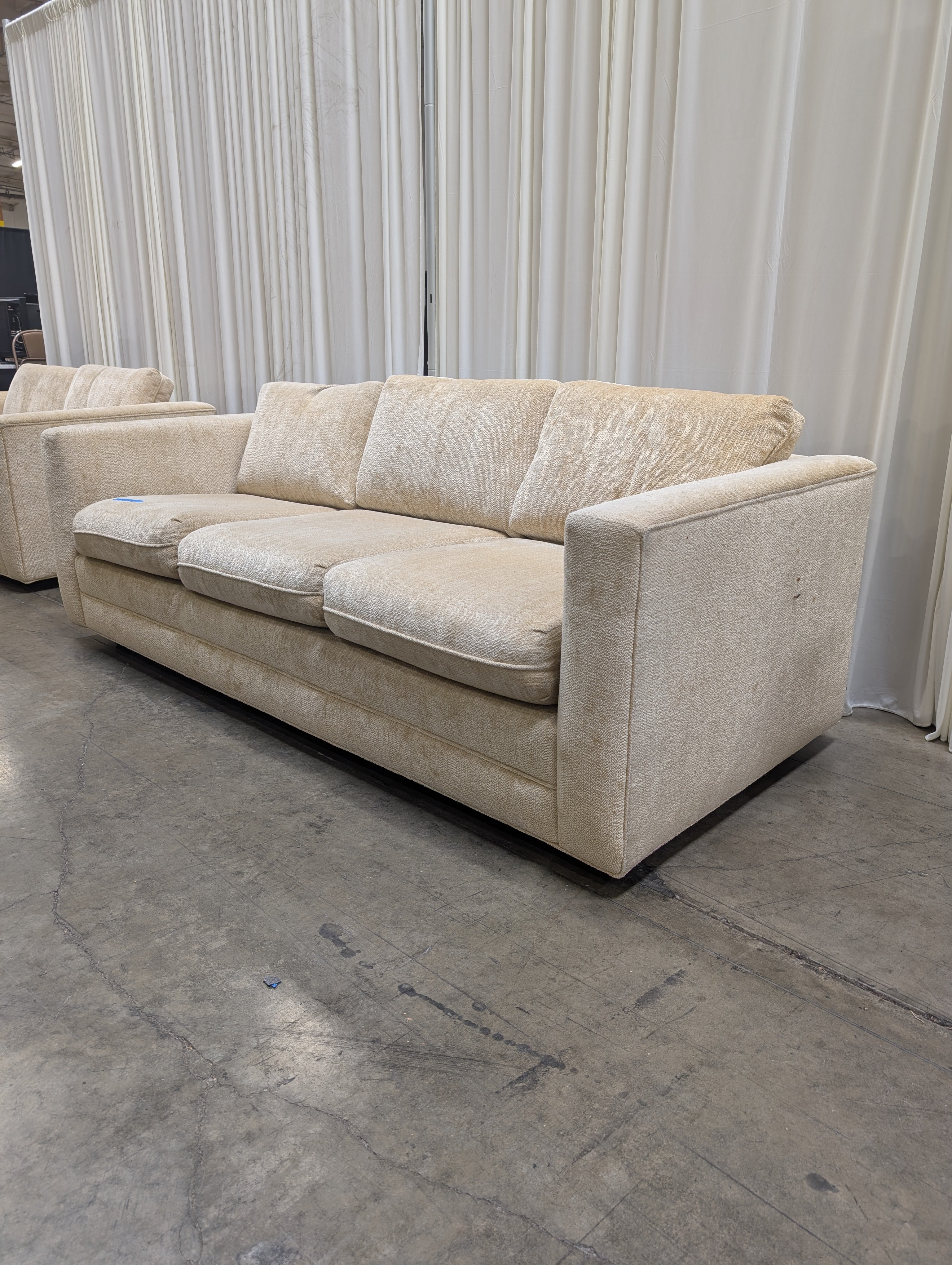 Cream Textured Fabric Couch with Track Arms