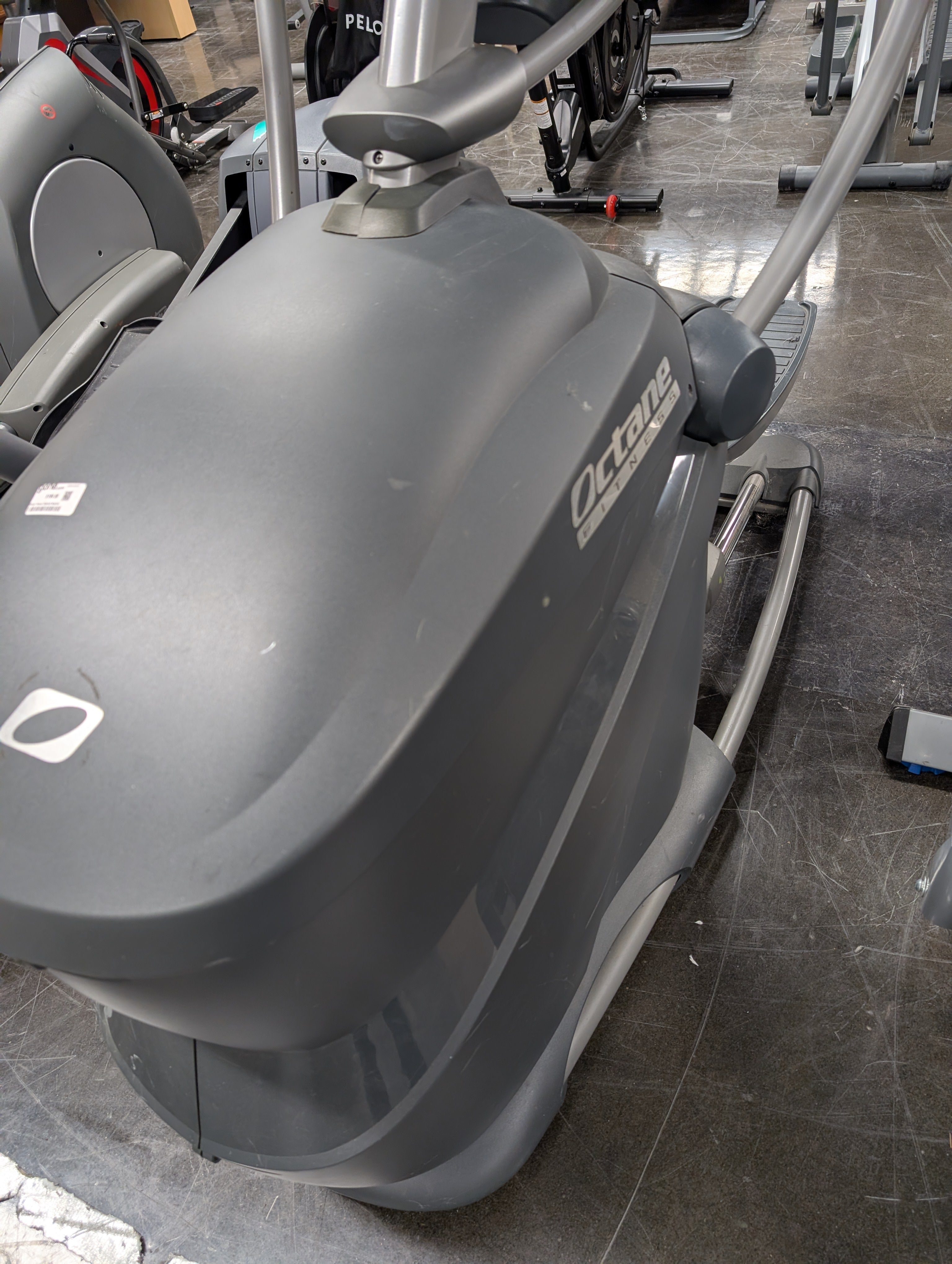 Octane Fitness Elliptical Machine