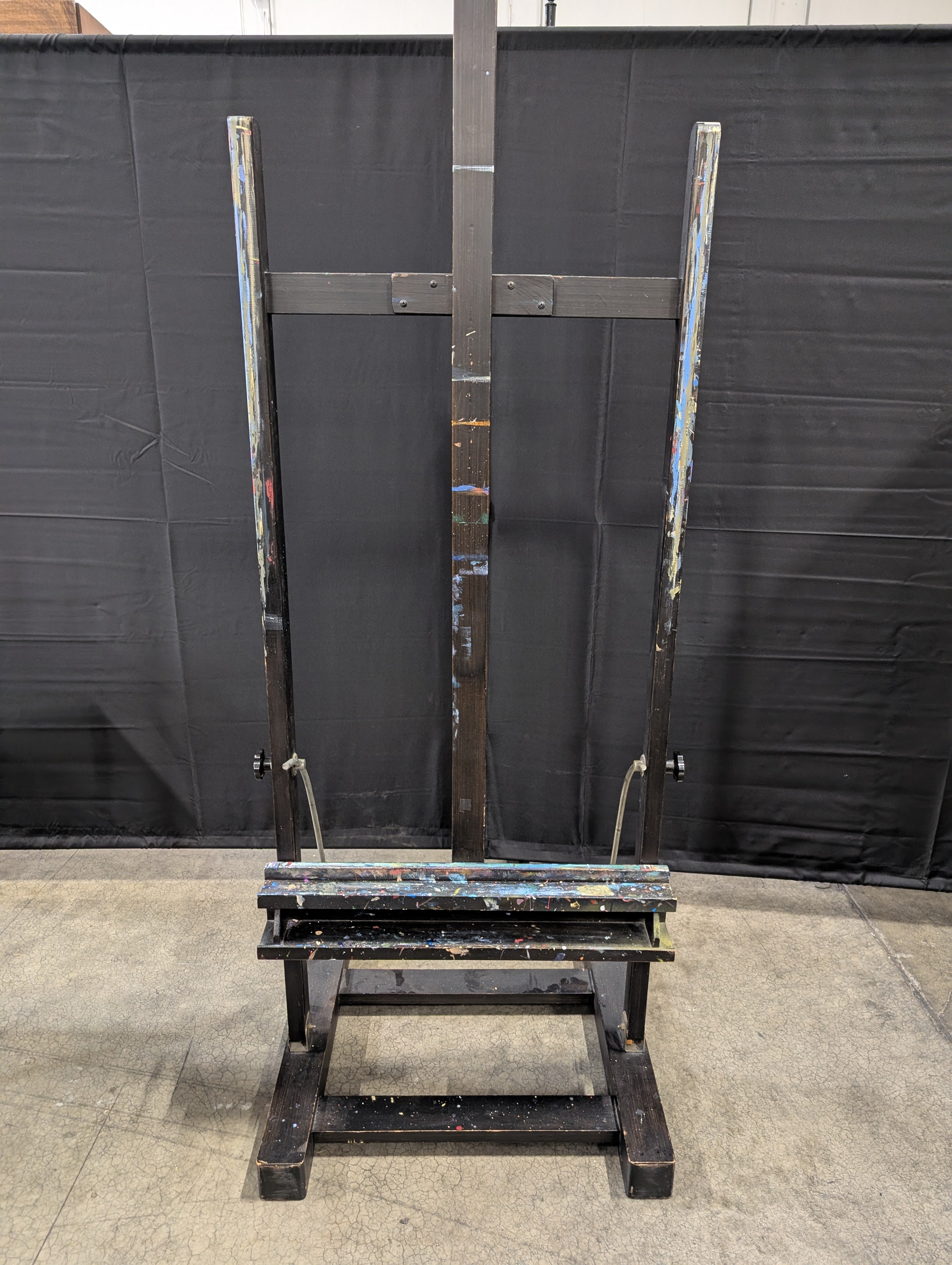 Adjustable Black Wooden Studio Easel