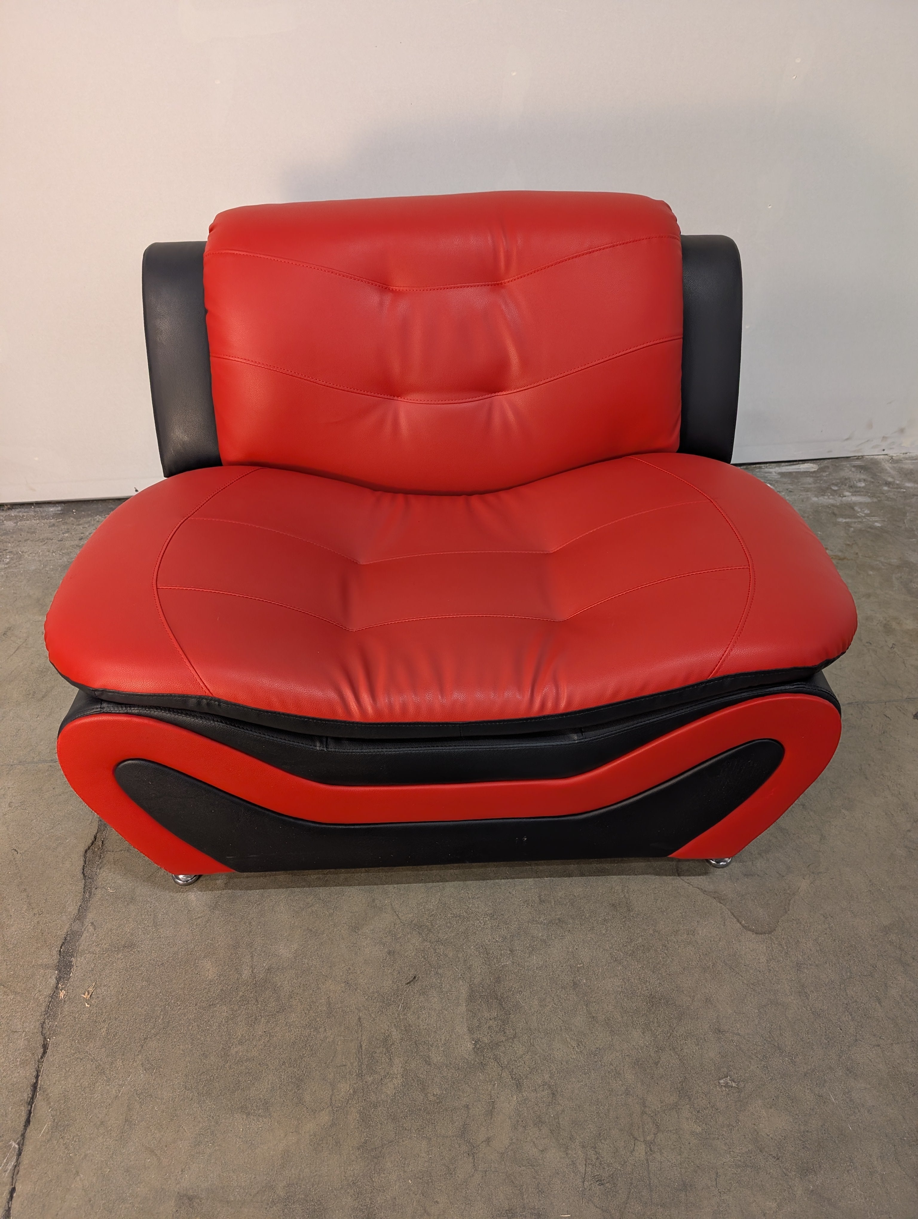Vibrant Red and Black Lounge Armchair, Modern Two-Tone Seating