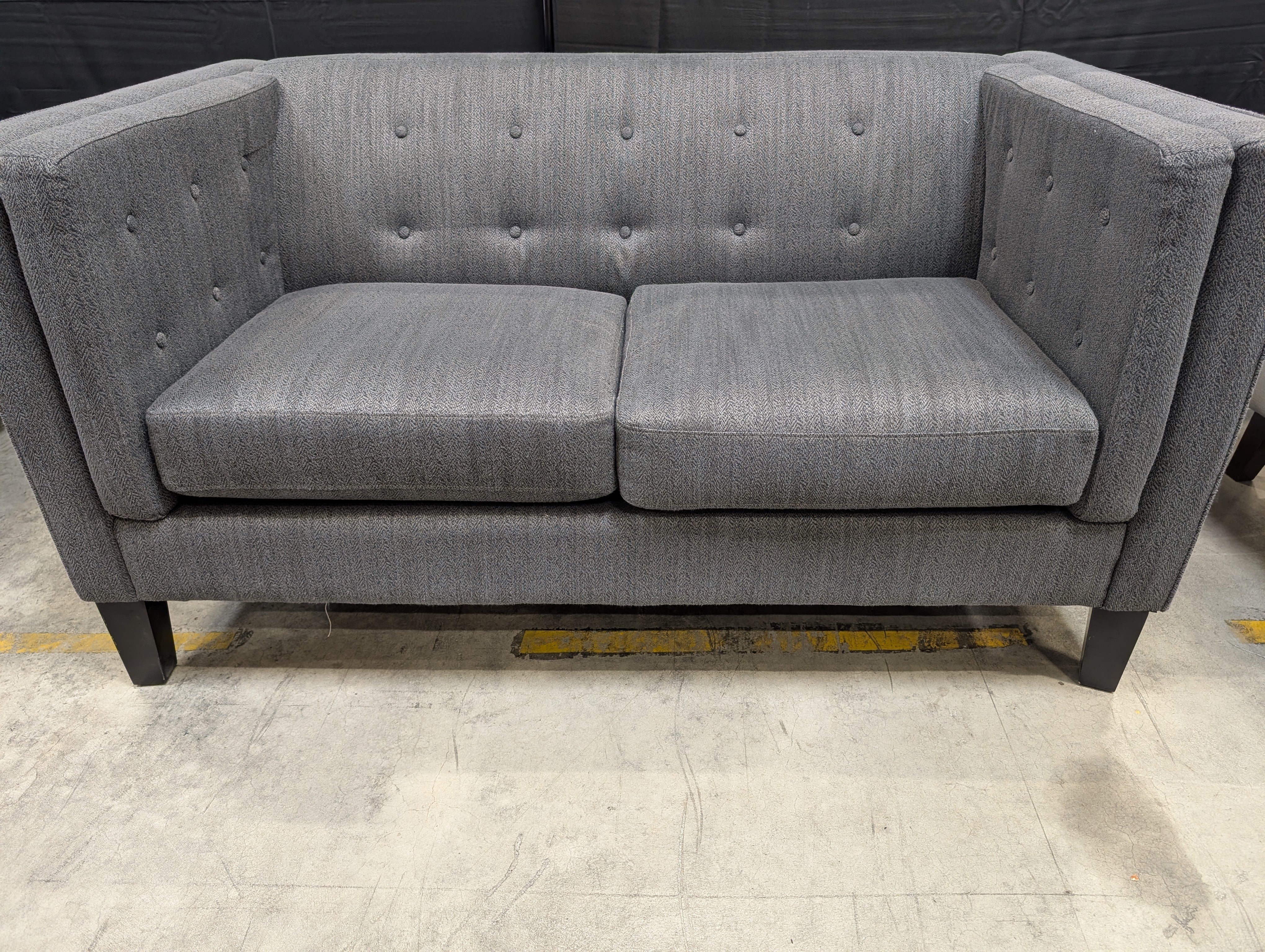 Contemporary Charcoal Fabric Tufted Loveseat Sofa