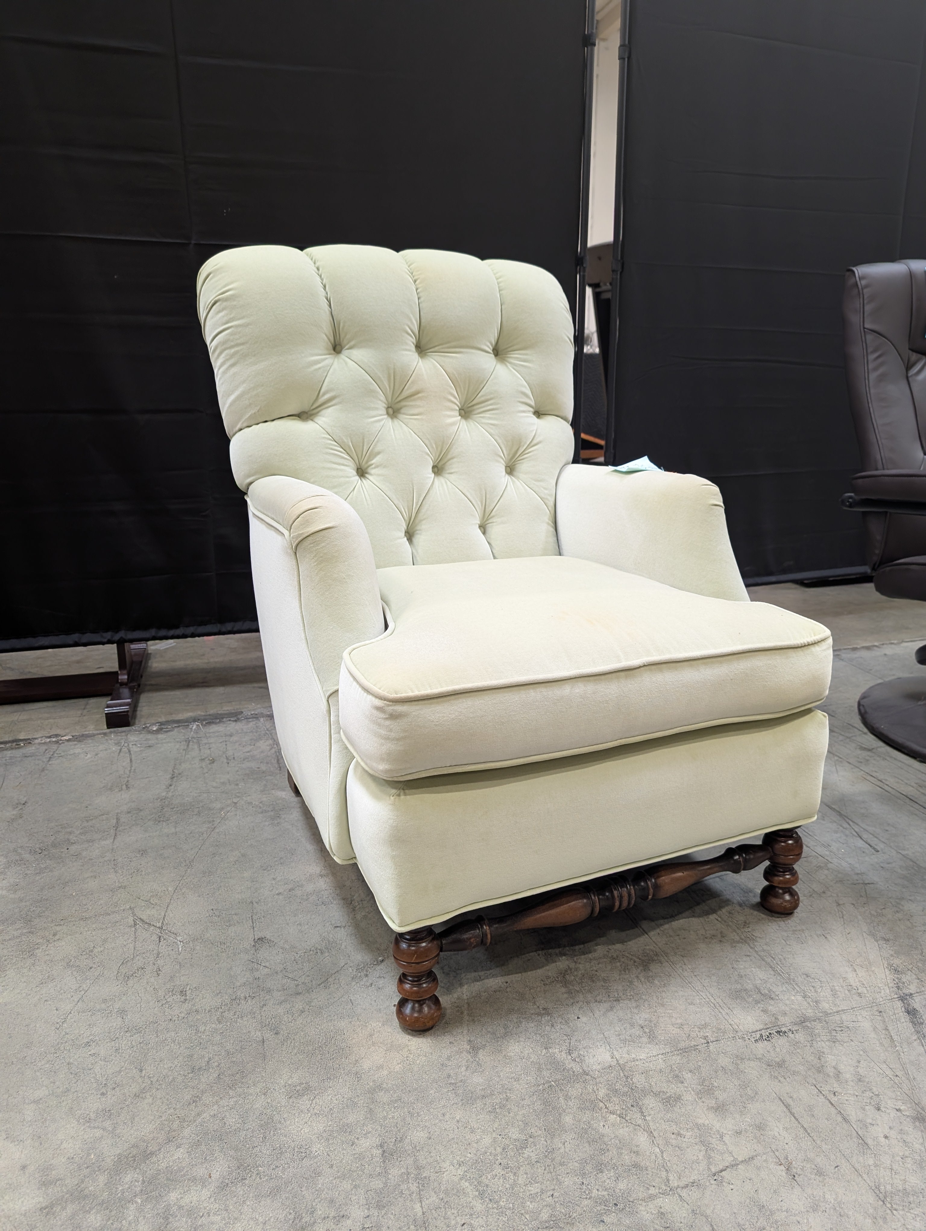 Classic Button-Tufted Mint Green Upholstered Armchair