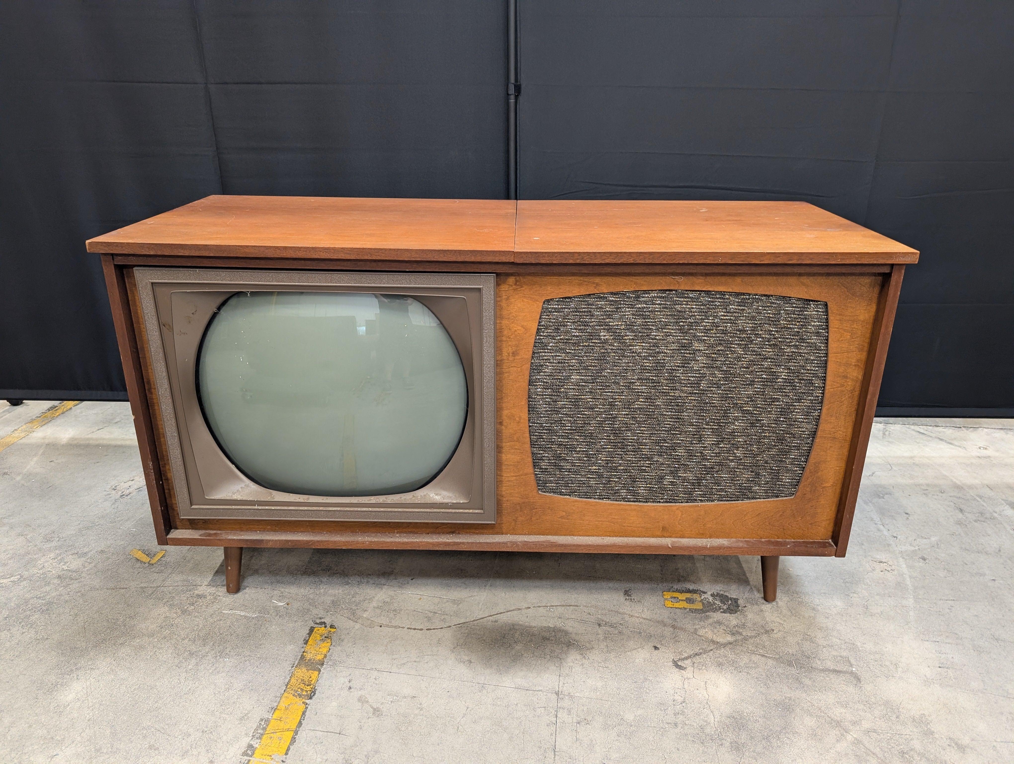 Vintage High Fidelity Wood Console Television and Record Player