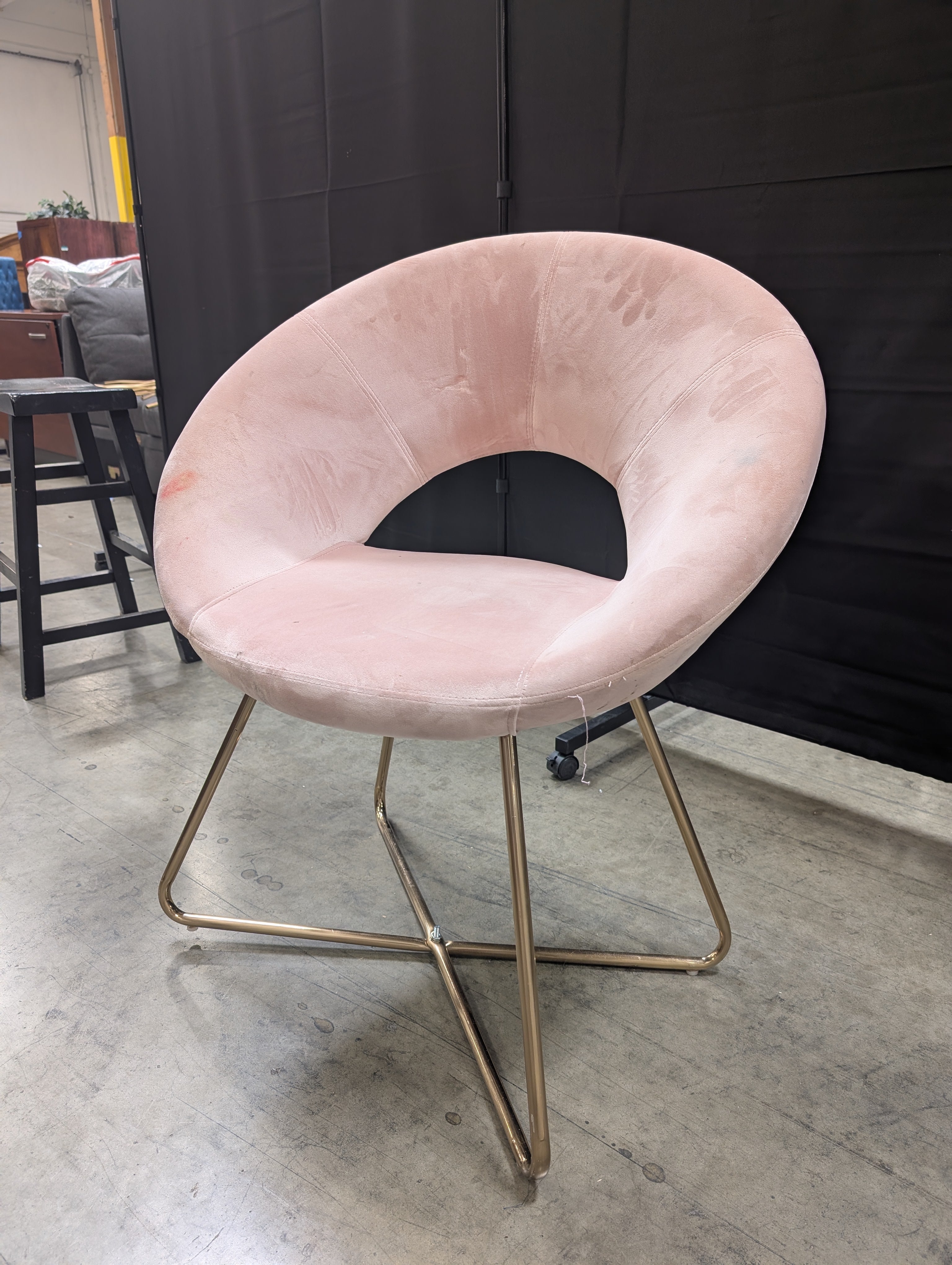 Pink Velvet Round Accent Chair with Gold-Toned Base