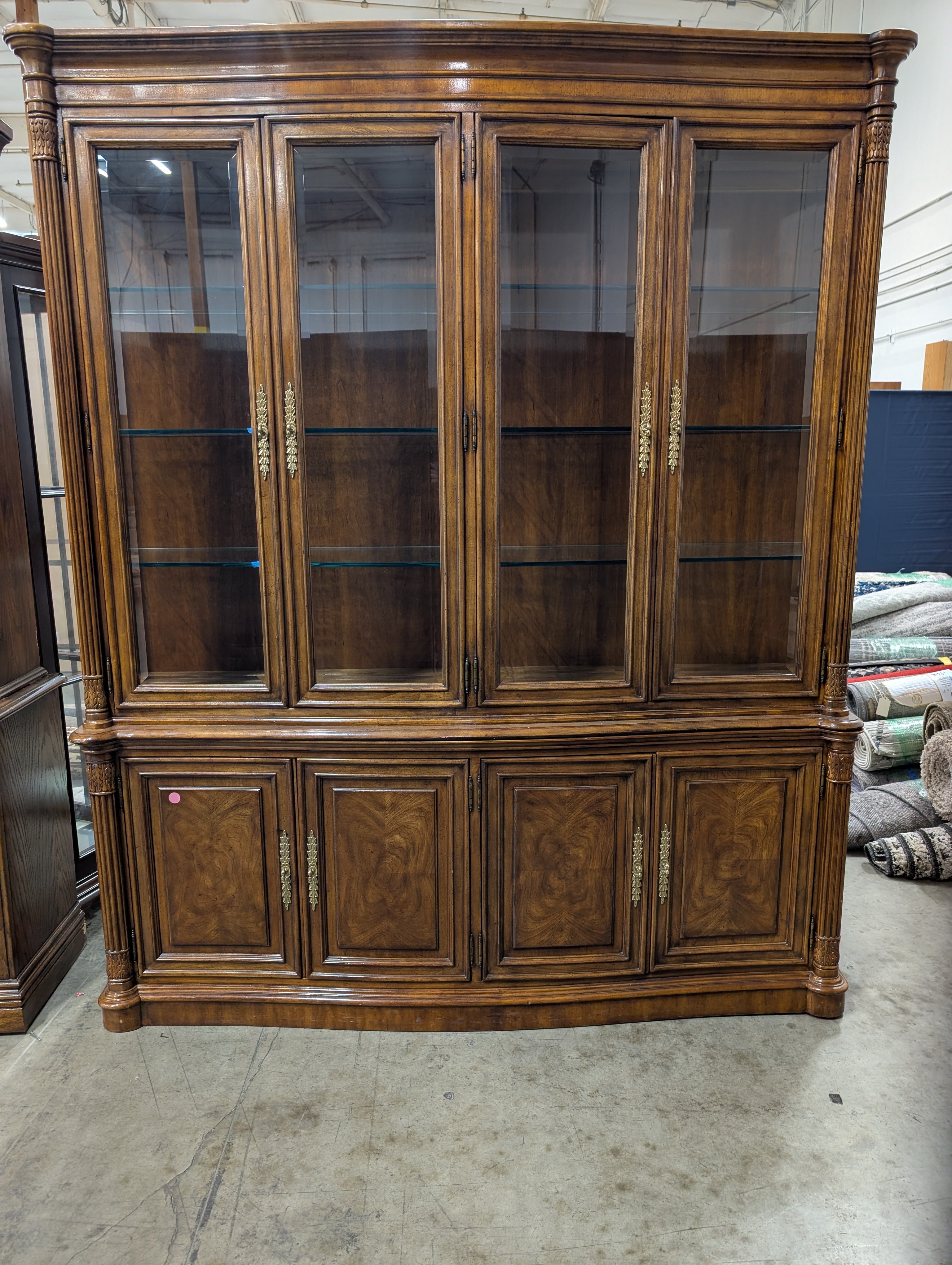 DREXEL Hardwood Curio Cabinet - Excellent Condition