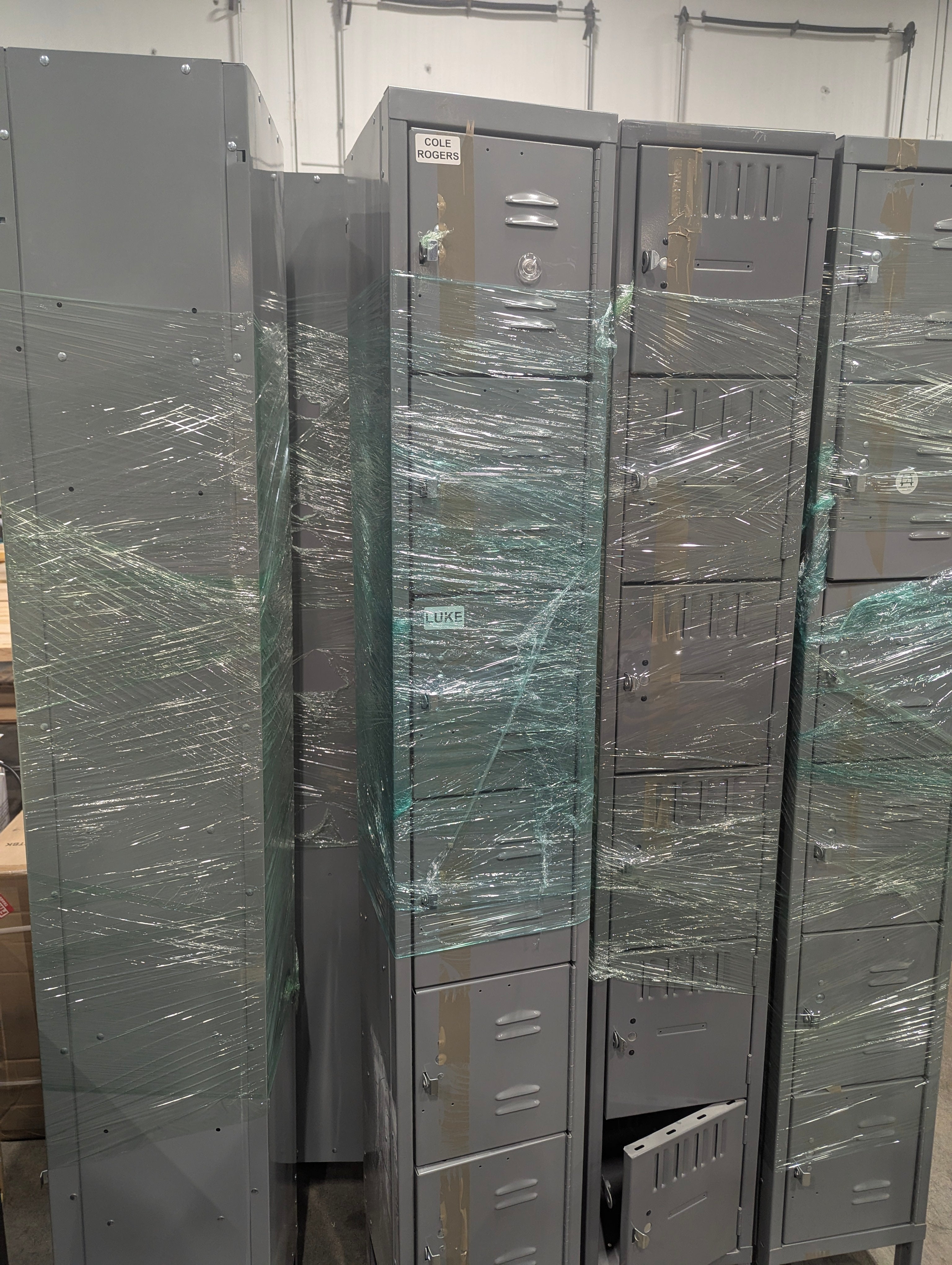 Industrial Grey Metal Multi-Compartment Locker Unit ( WAREHOUSE SALE)