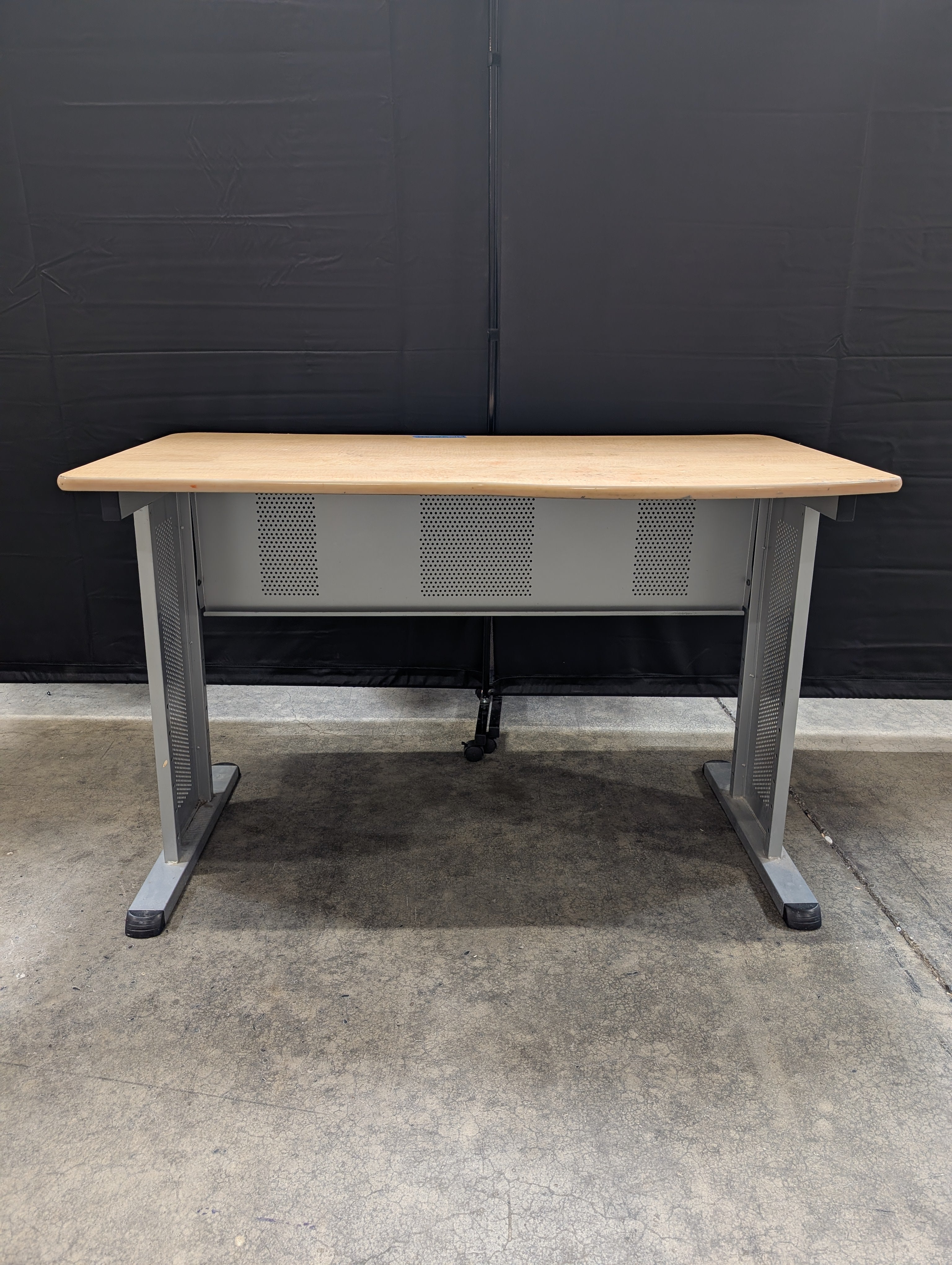 Light Wood-Look Laminate Desk with Metal Legs