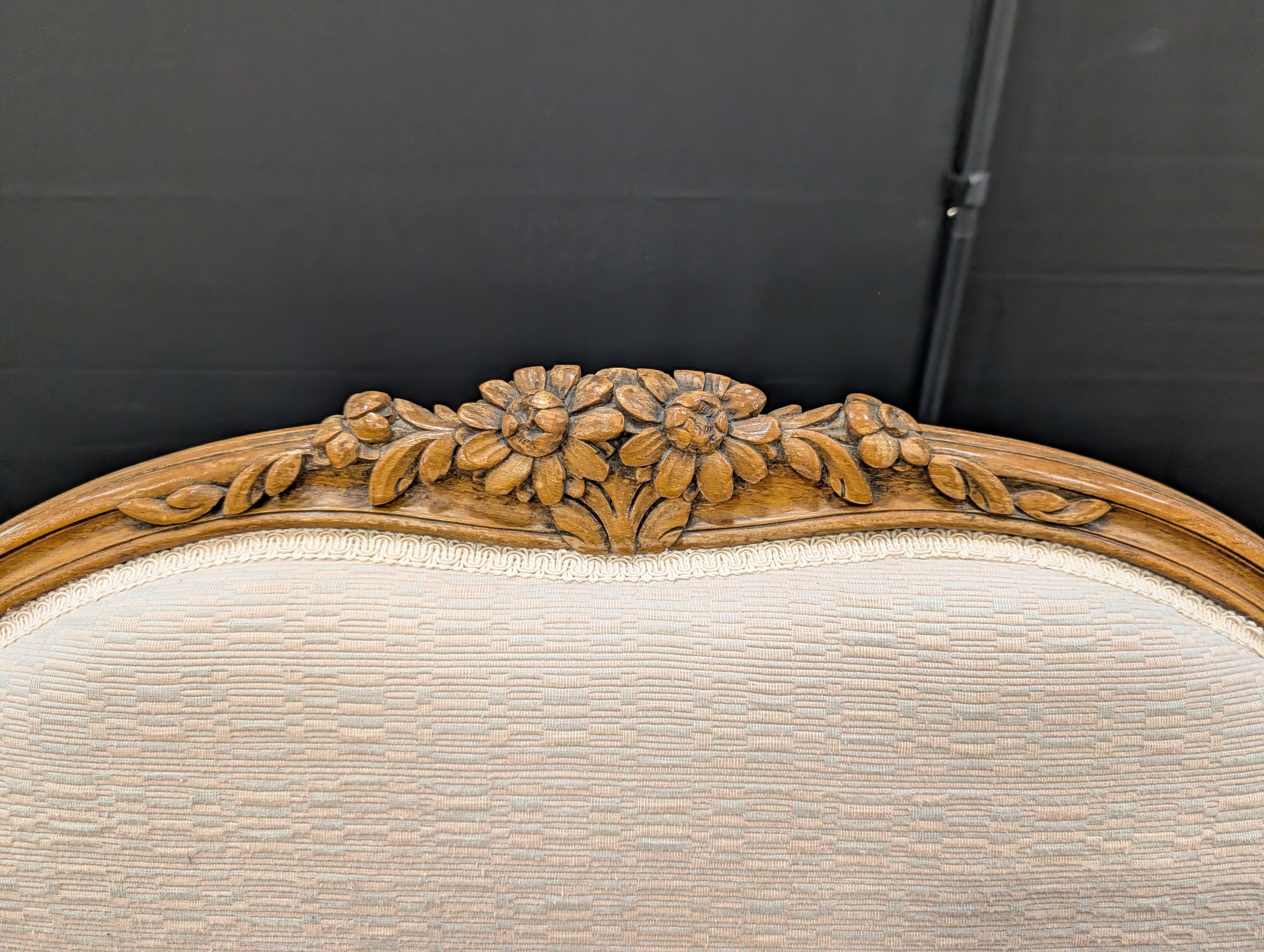 Ornate French Provincial Carved Wood Settee Sofa