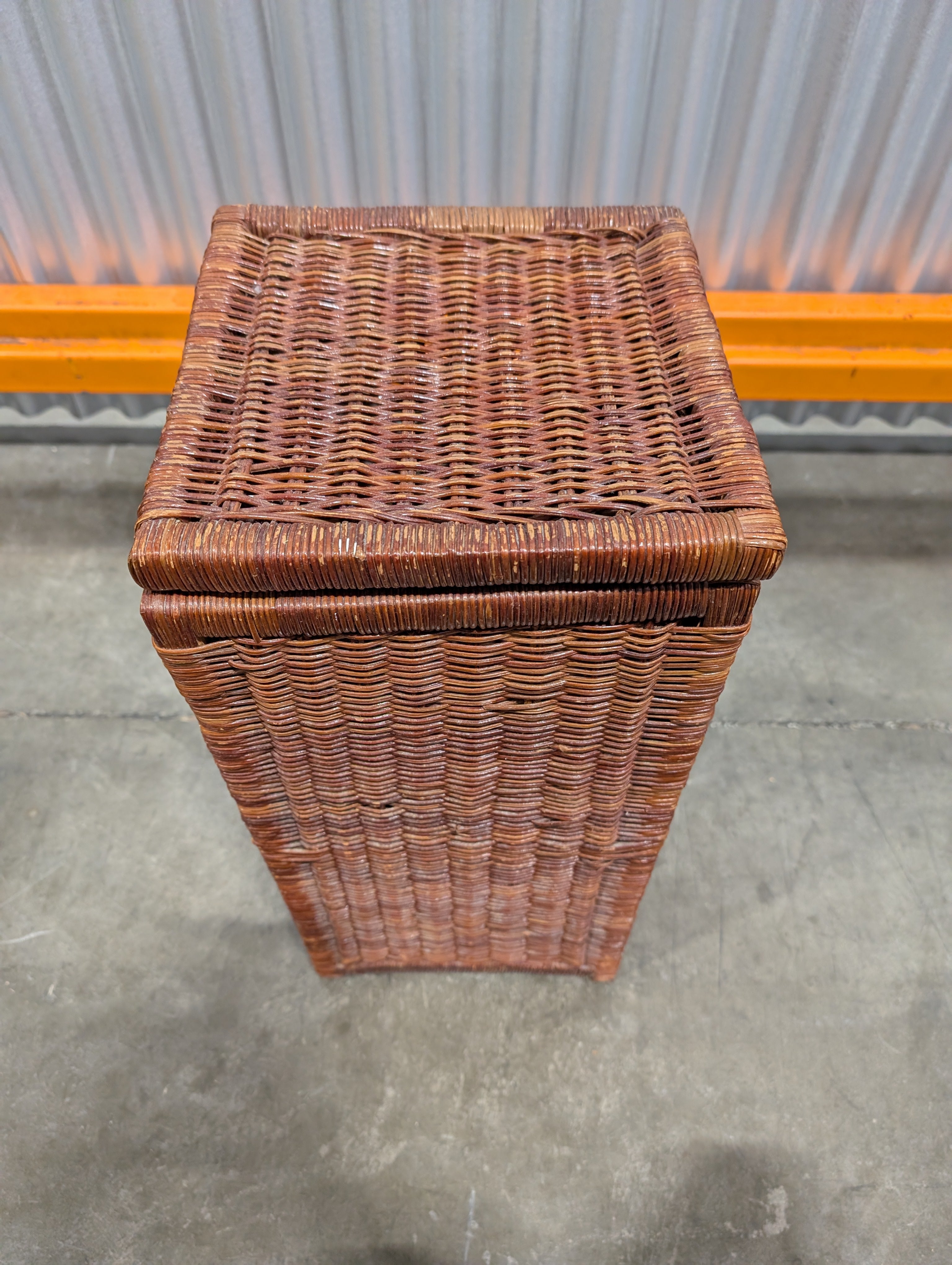 Rustic Brown Wicker Storage Basket with Lid