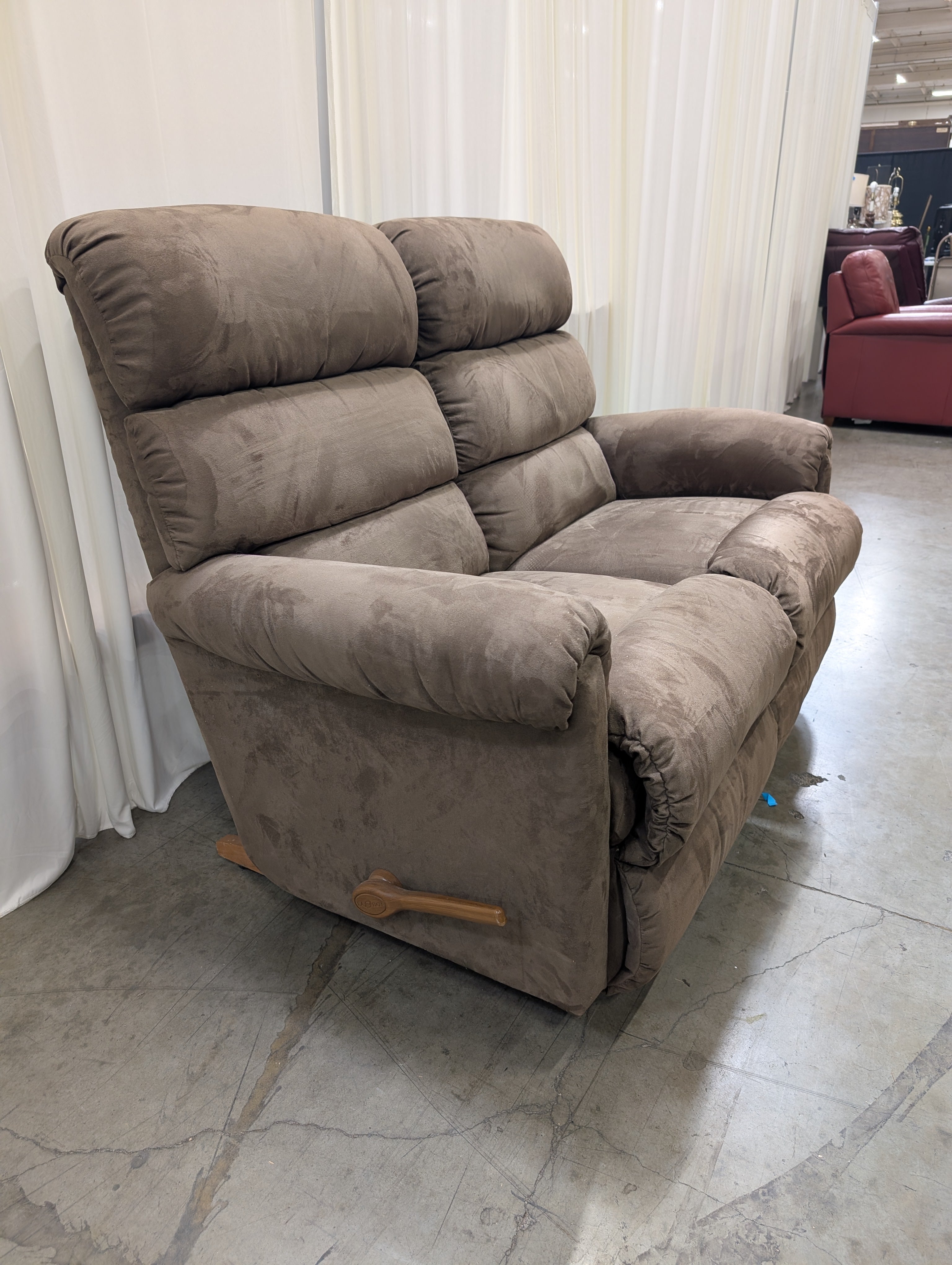 Dual Reclining Two-Seat Loveseat in Brown Microfiber