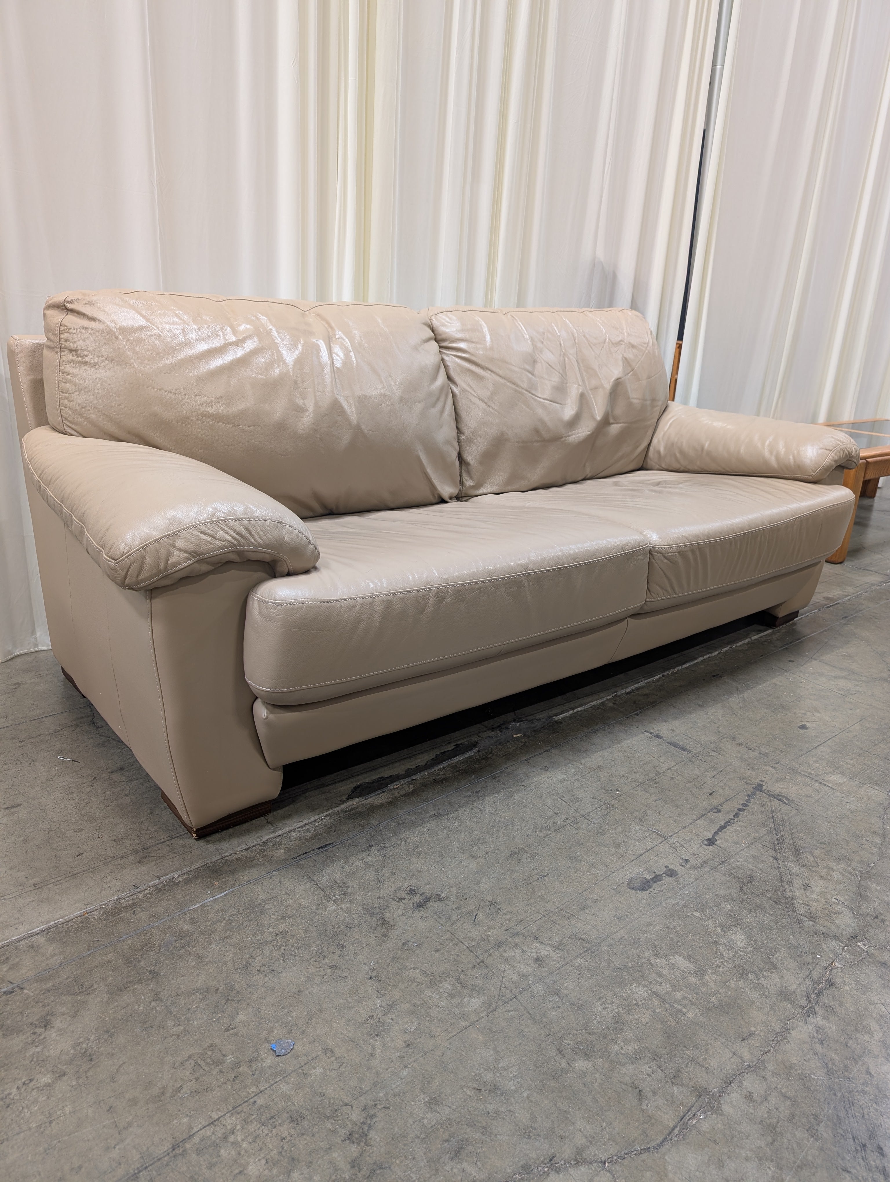 Tan Pillow-Top Cushion Couch in Leather