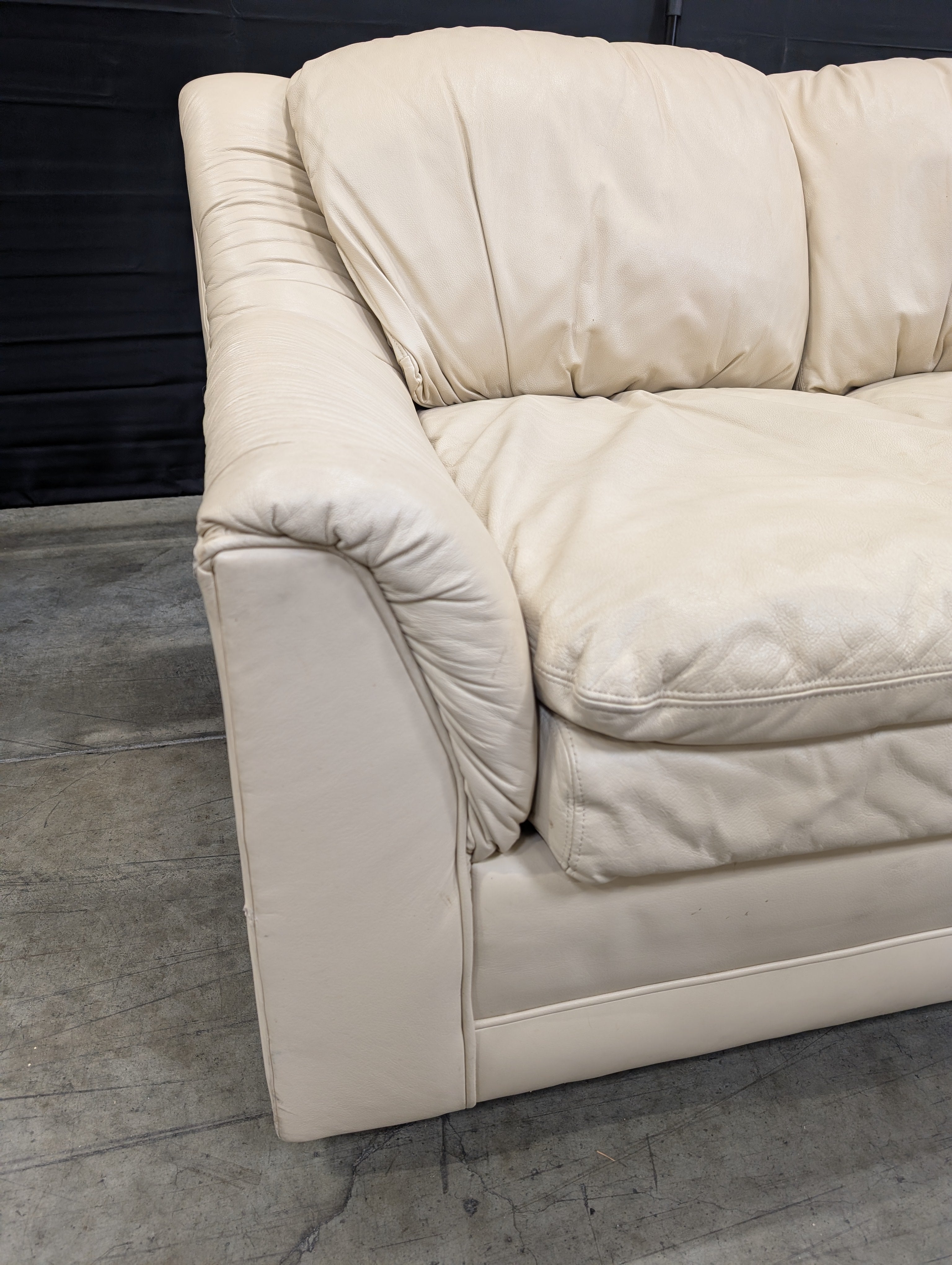 Emerson Leather Cream Loveseat