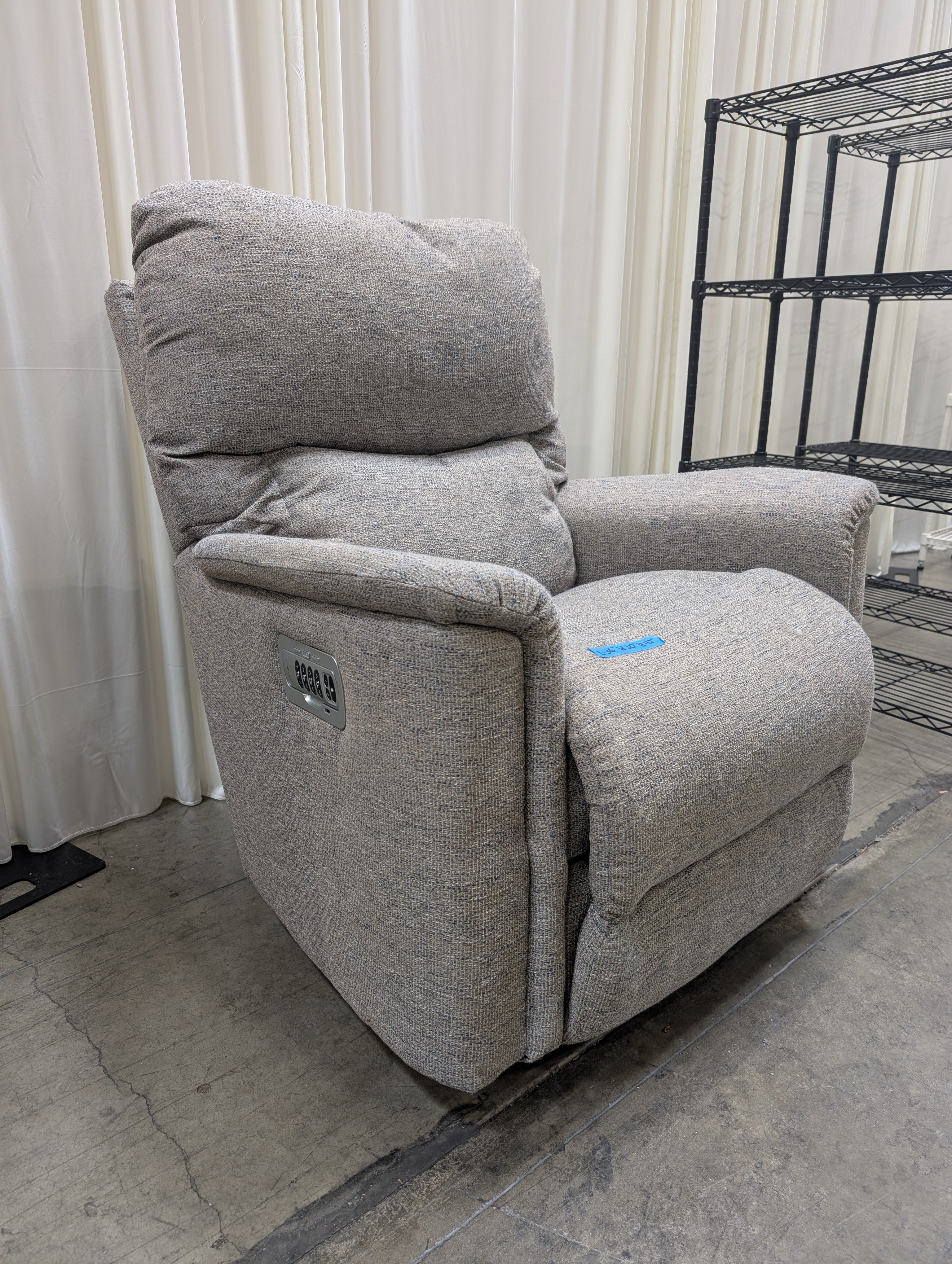 LaZboy Power Recliner in Grey Fabric
