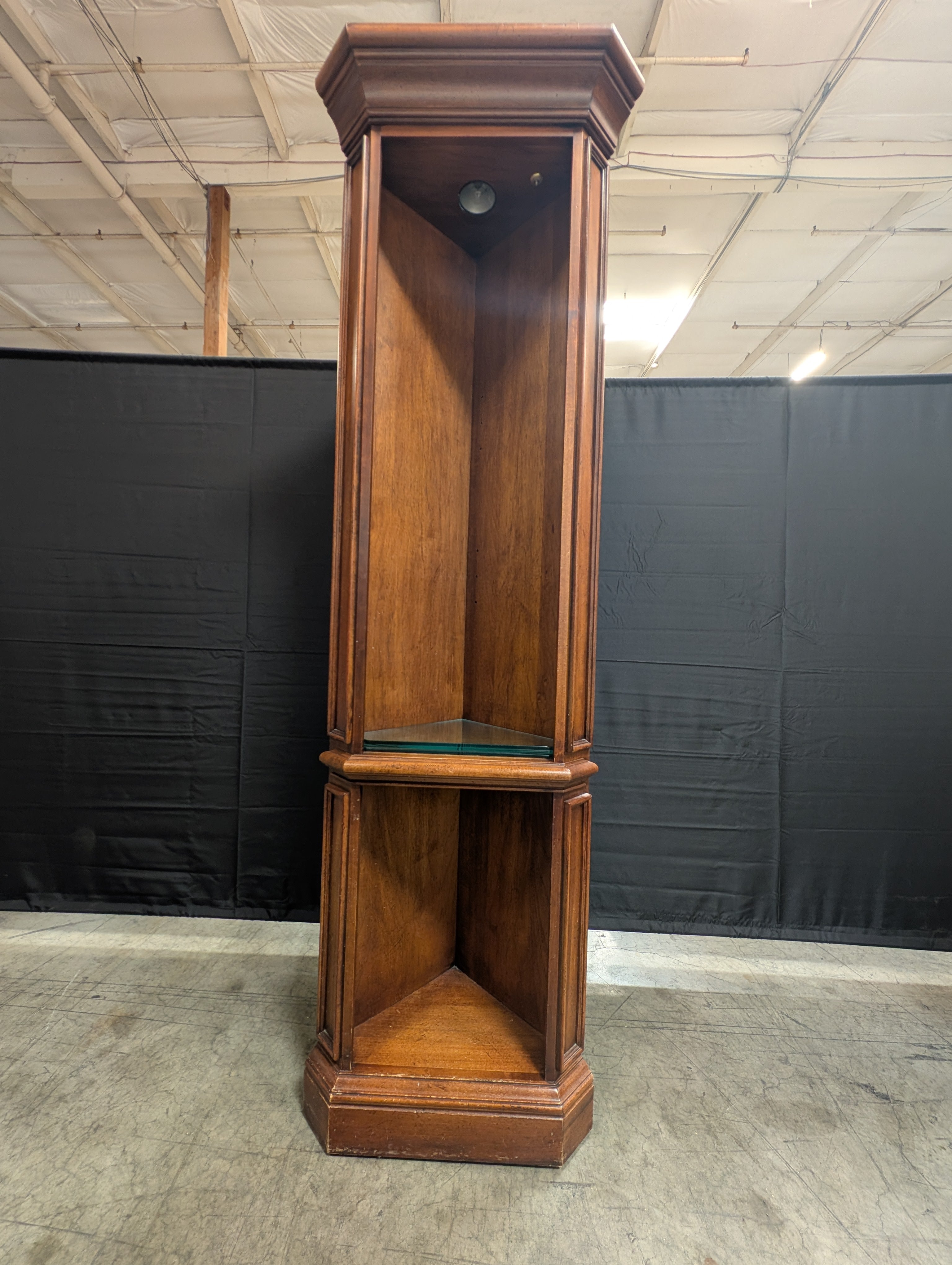 Thomasville Hardwood Corner Display Shelf