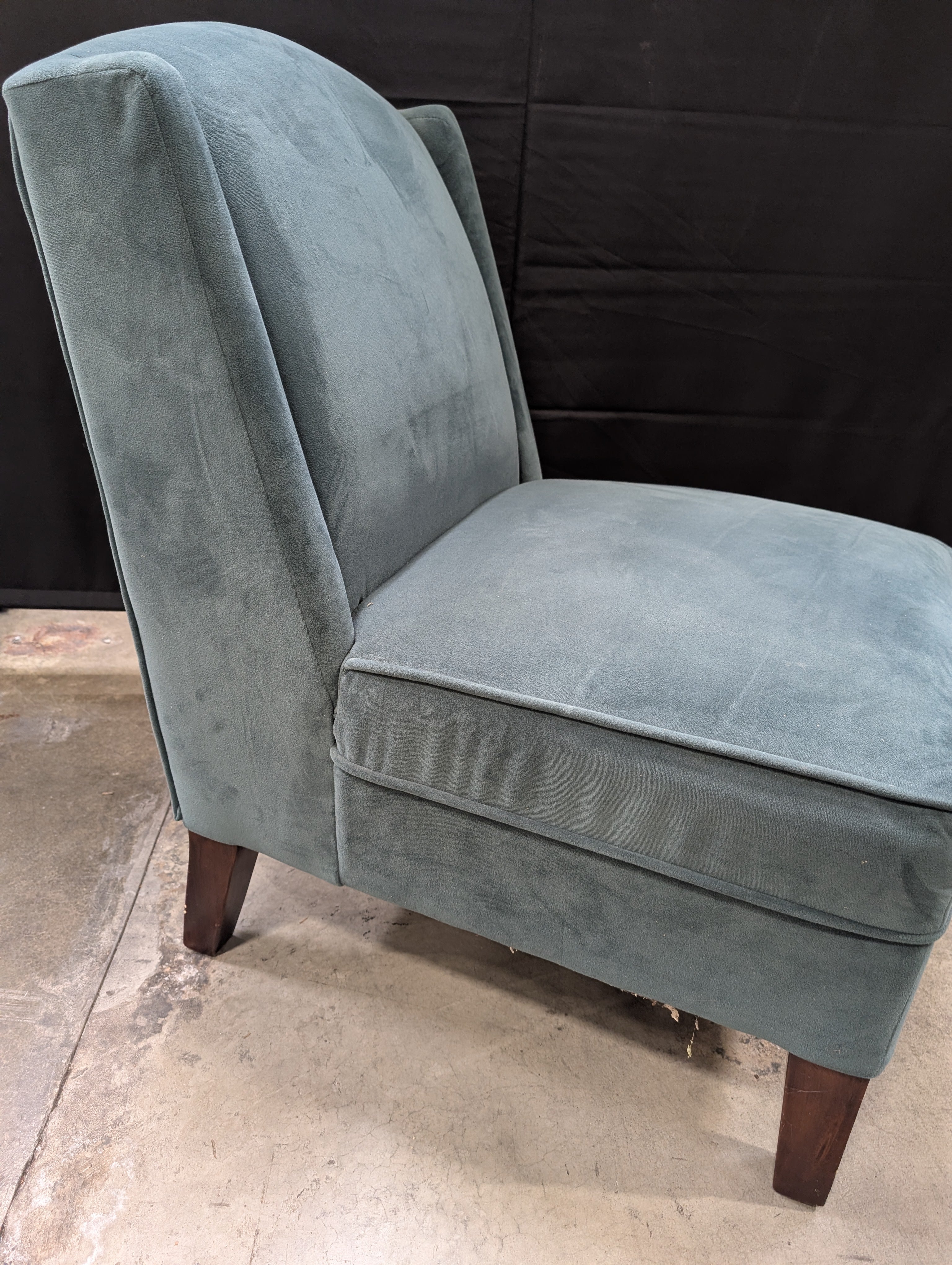 Deep Teal Velvet Upholstered High-Back Accent Chair