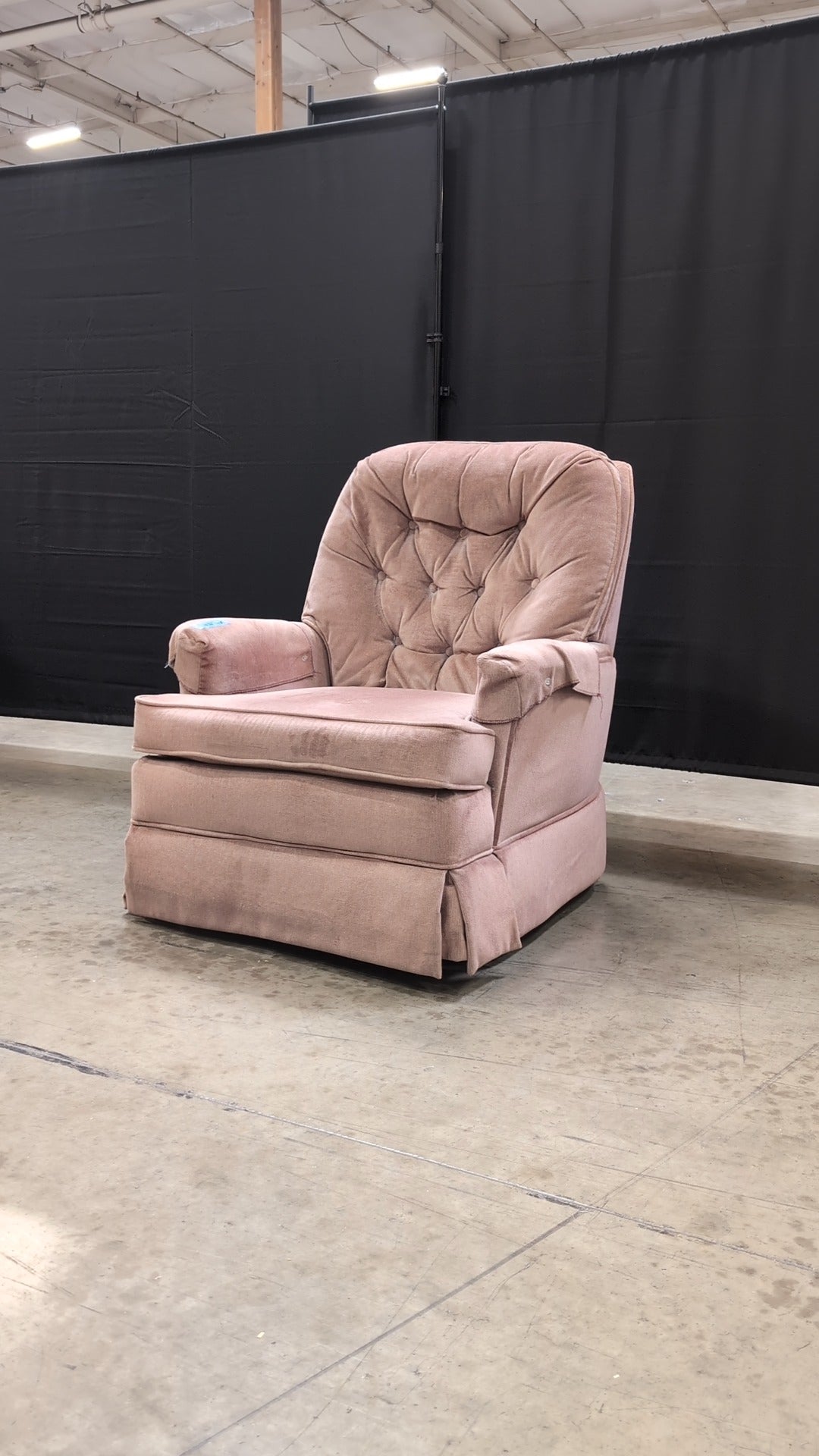 Vintage Dusty Rose Tufted Armchair