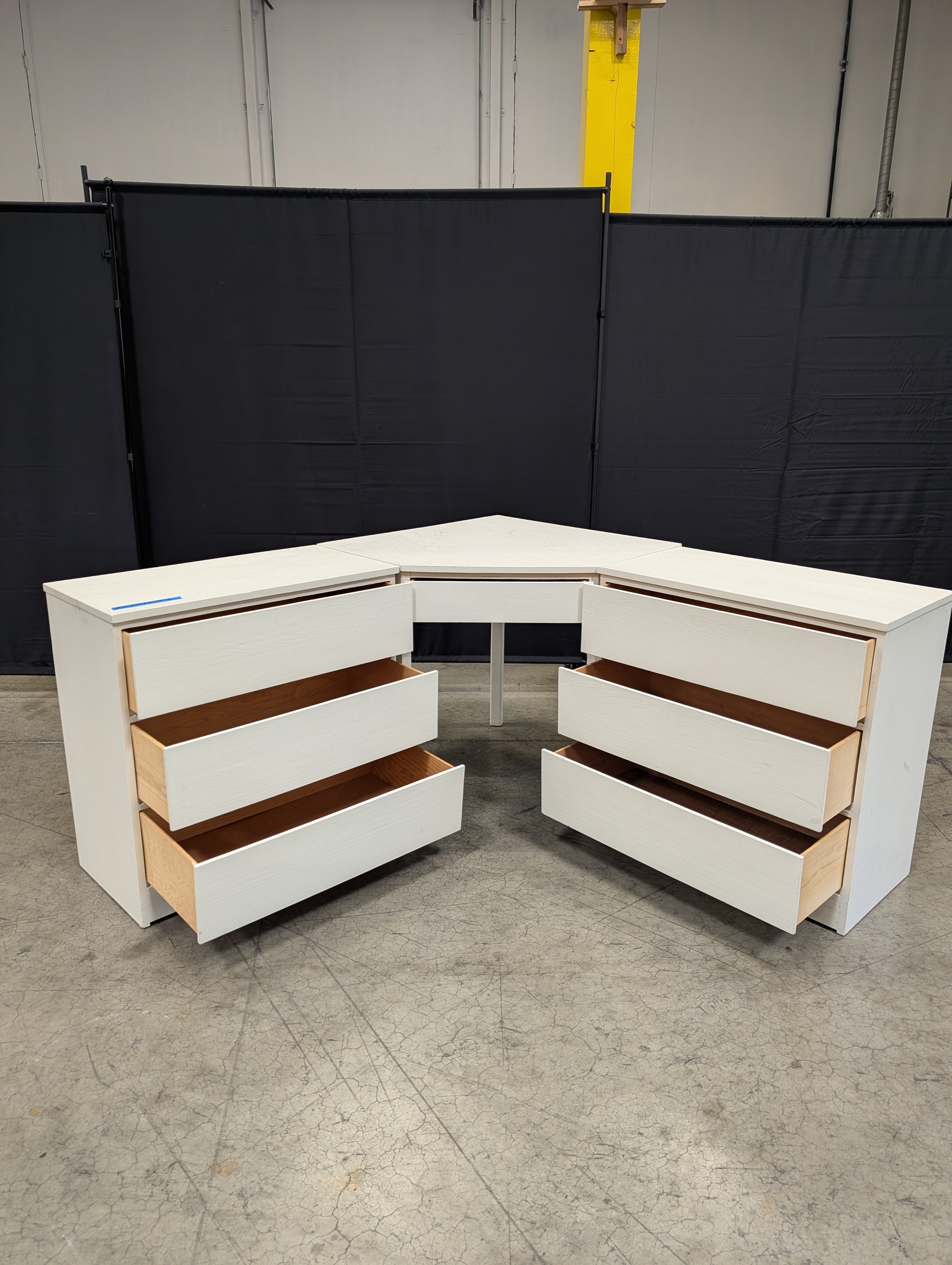 White Corner Desk and Three-Drawer Dresser Set Modern Minimalist Furniture