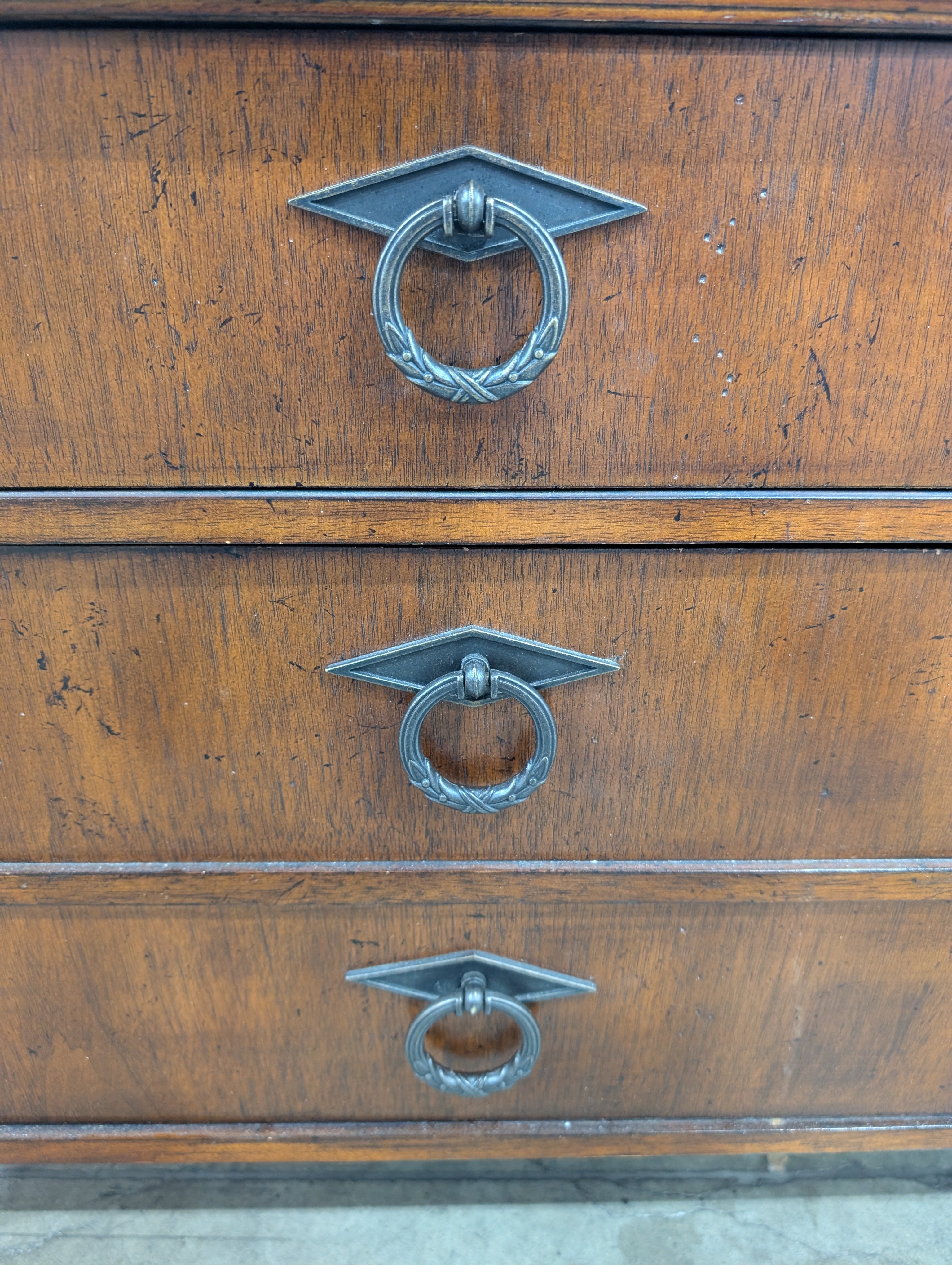 Traditional Hardwood Coffee Table with eight Storage Drawers