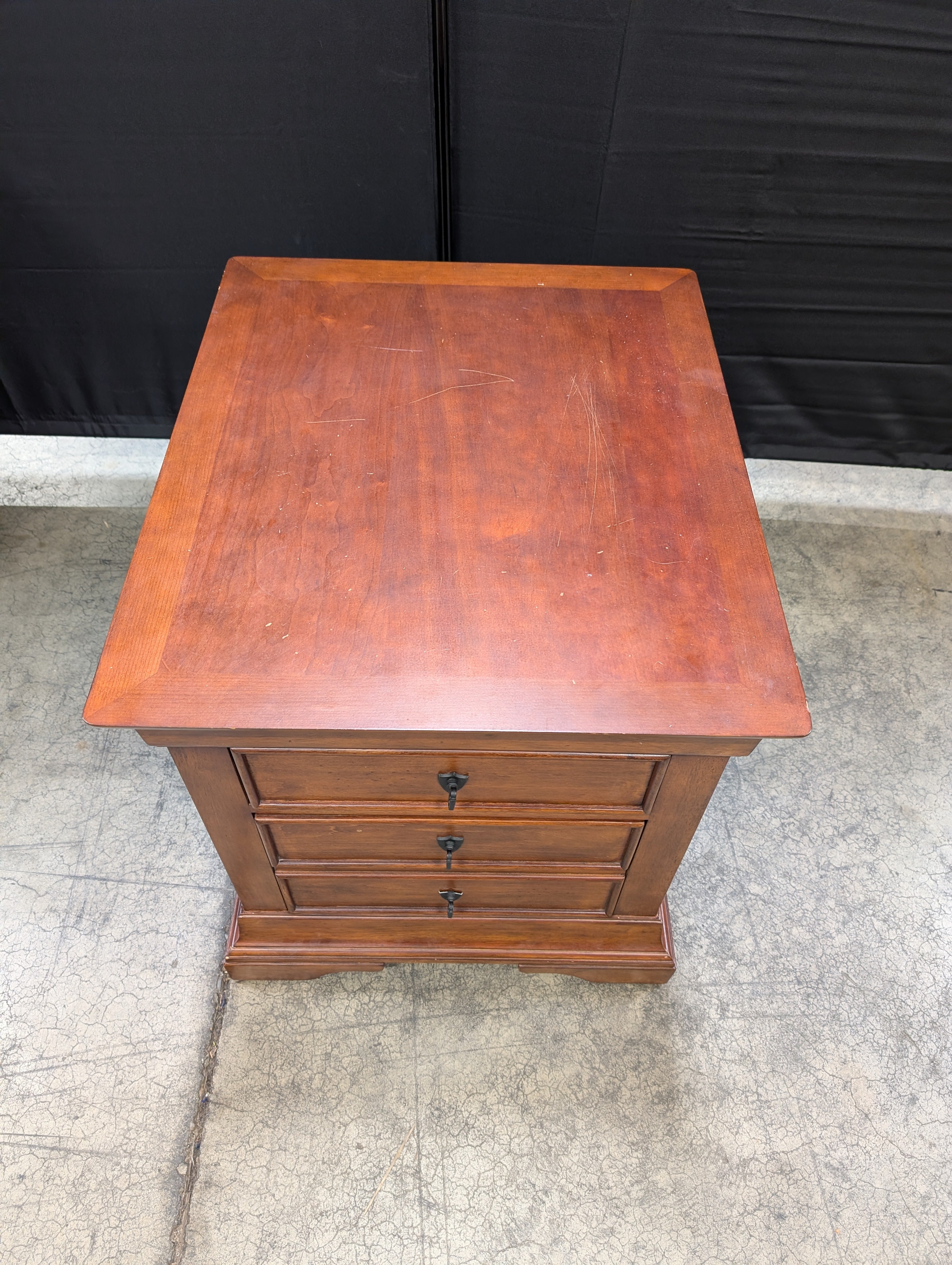 Traditional Dark Wood File Cabinet with Two Drawers