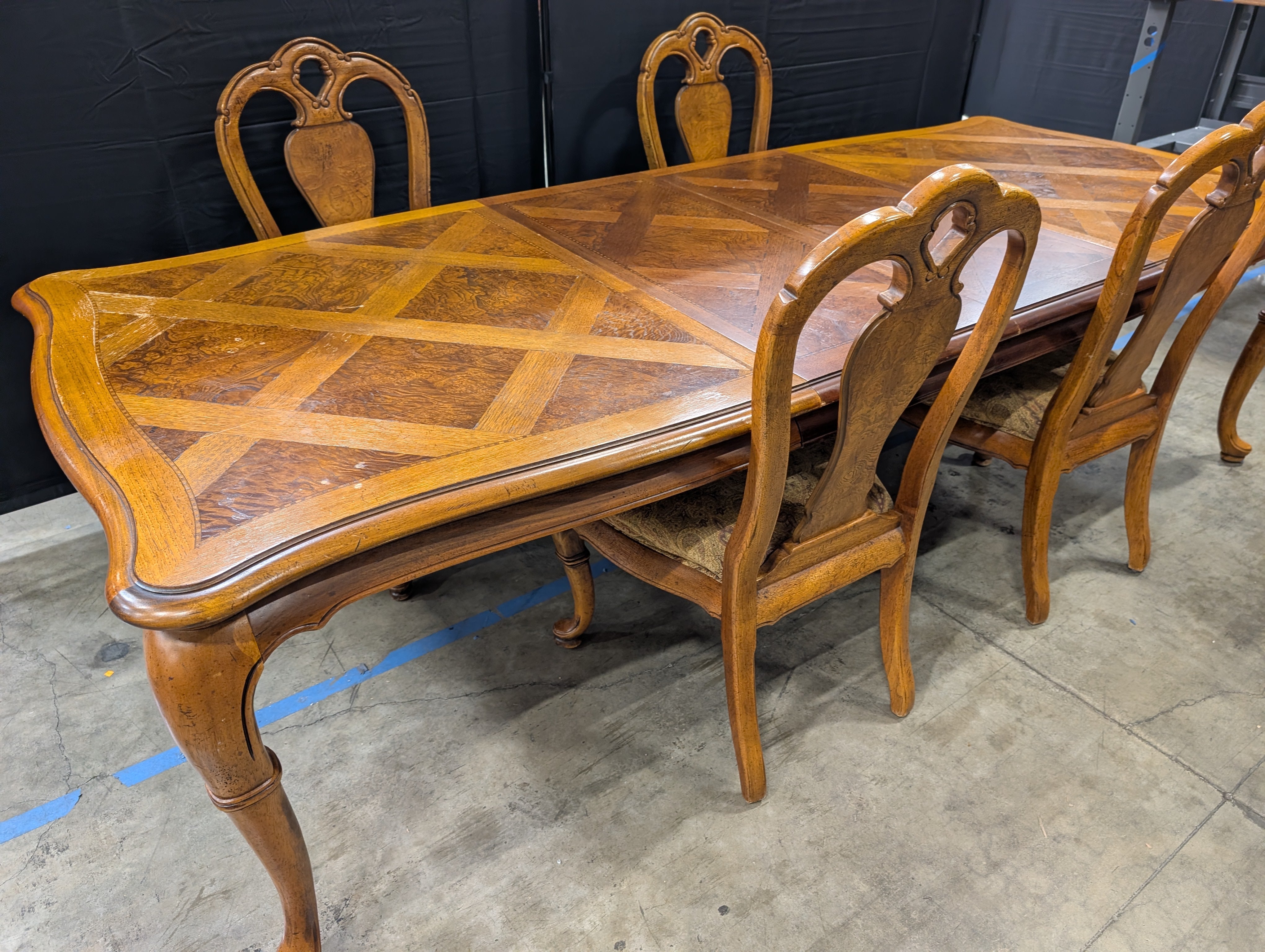 Ornate Inlaid Wood Thomasville Dining Table with Matching Chairs