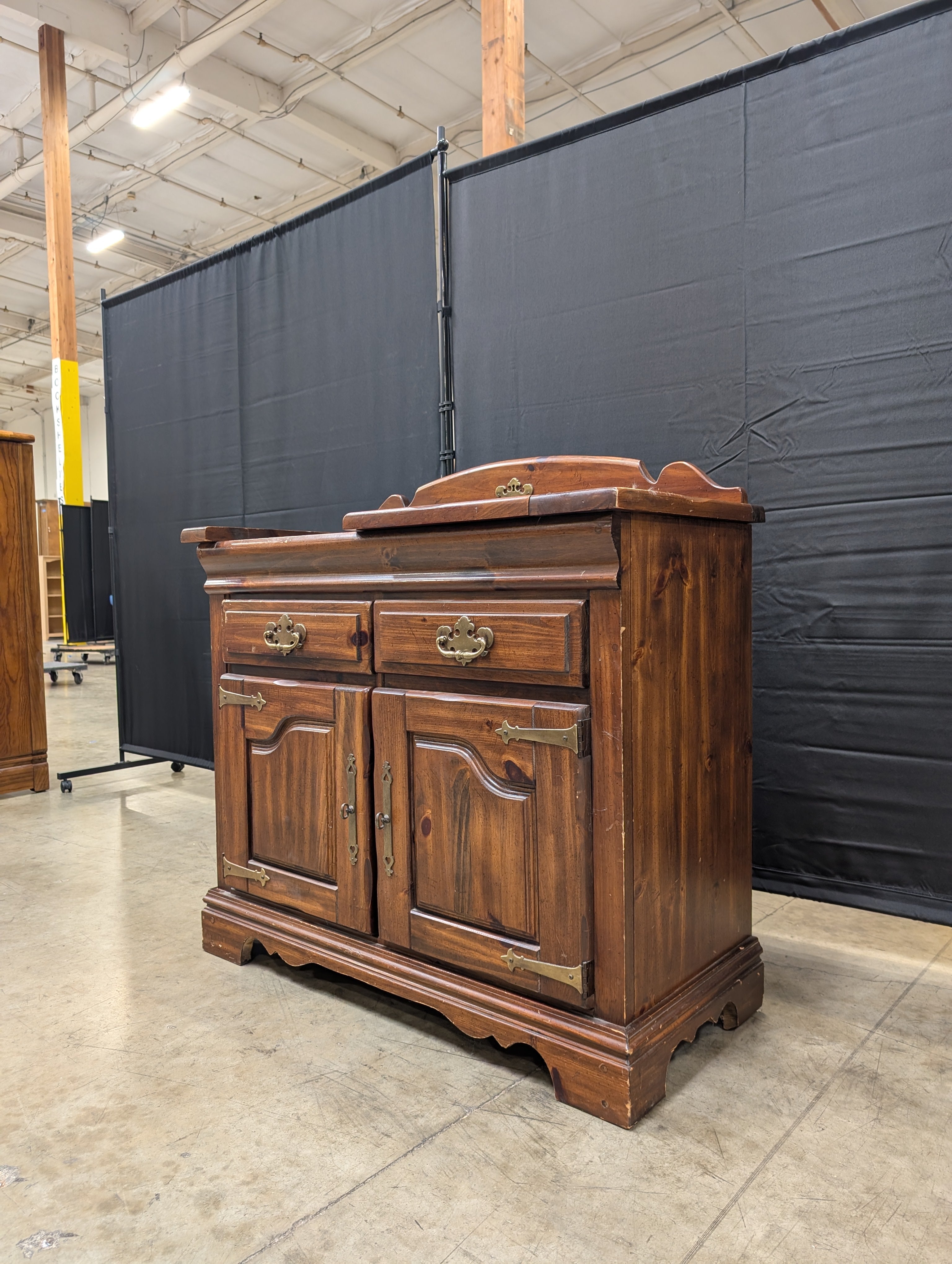 Rustic Pine Washstand Cabinet with Brass-Toned Hardware