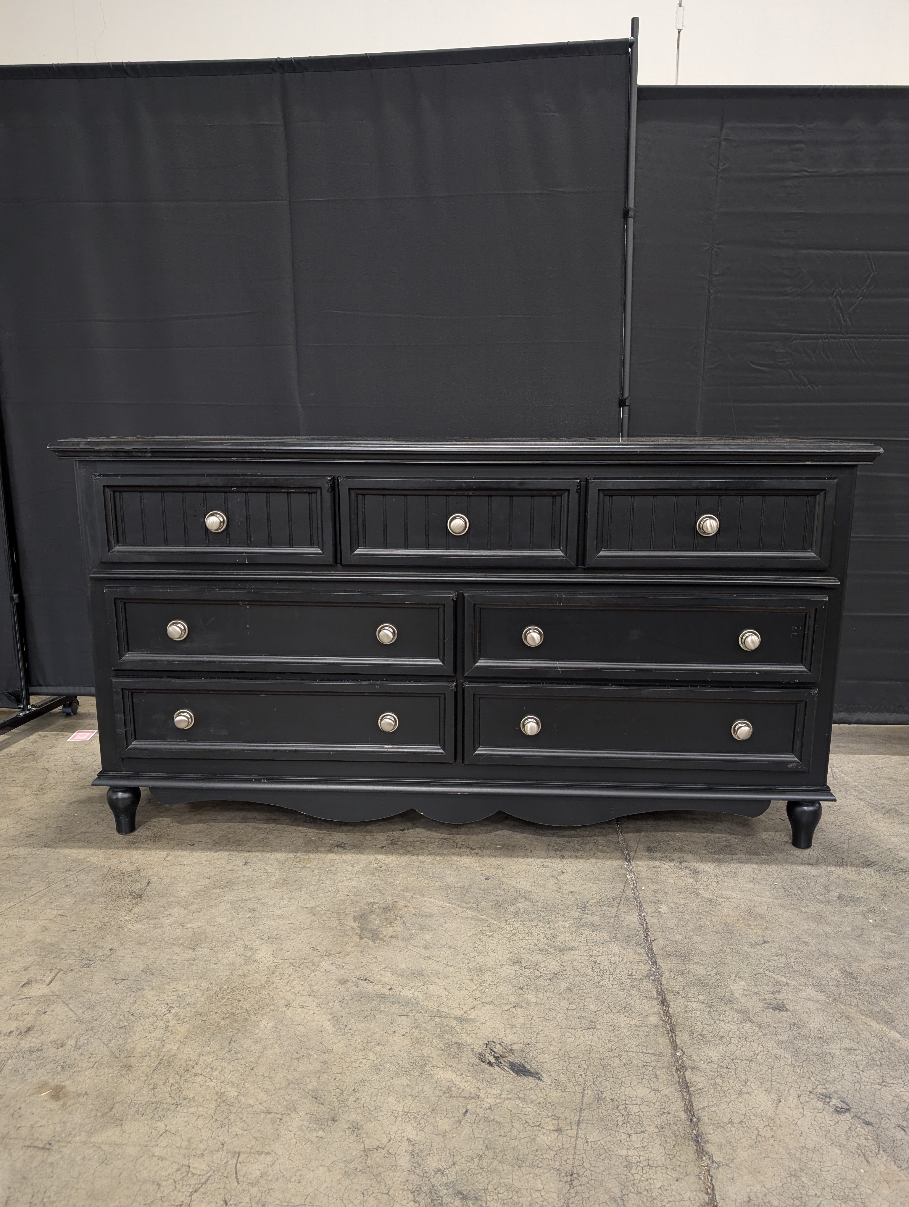 Bassett Furniture Black Seven Drawer Dresser