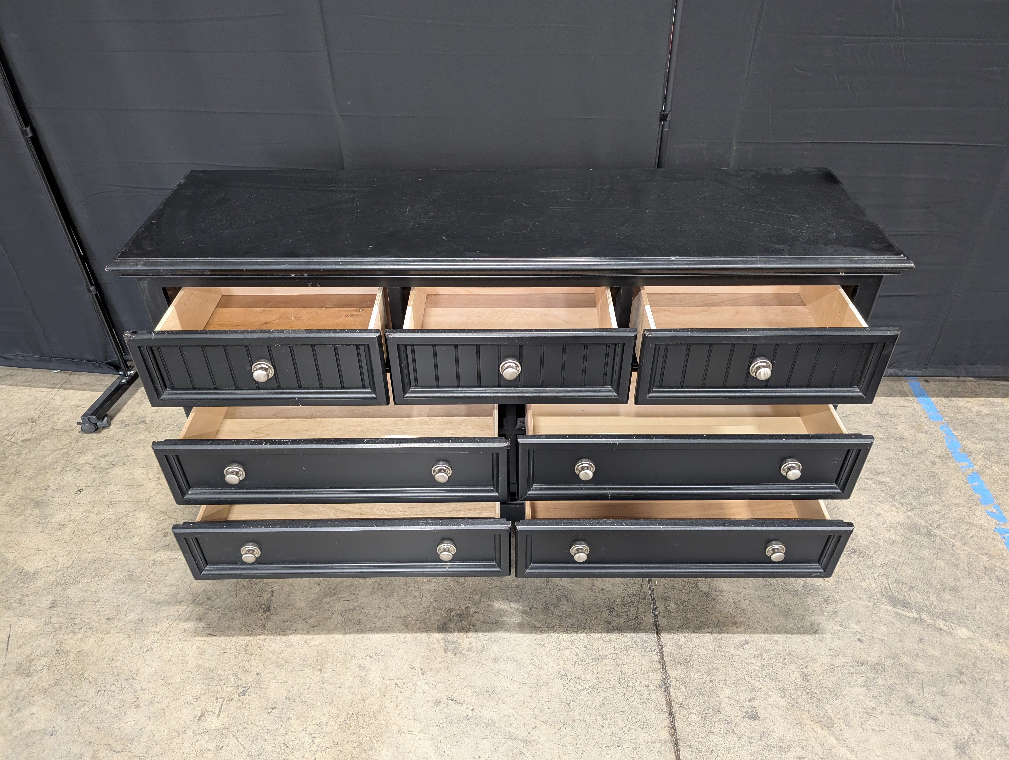 Bassett Furniture Black Seven Drawer Dresser