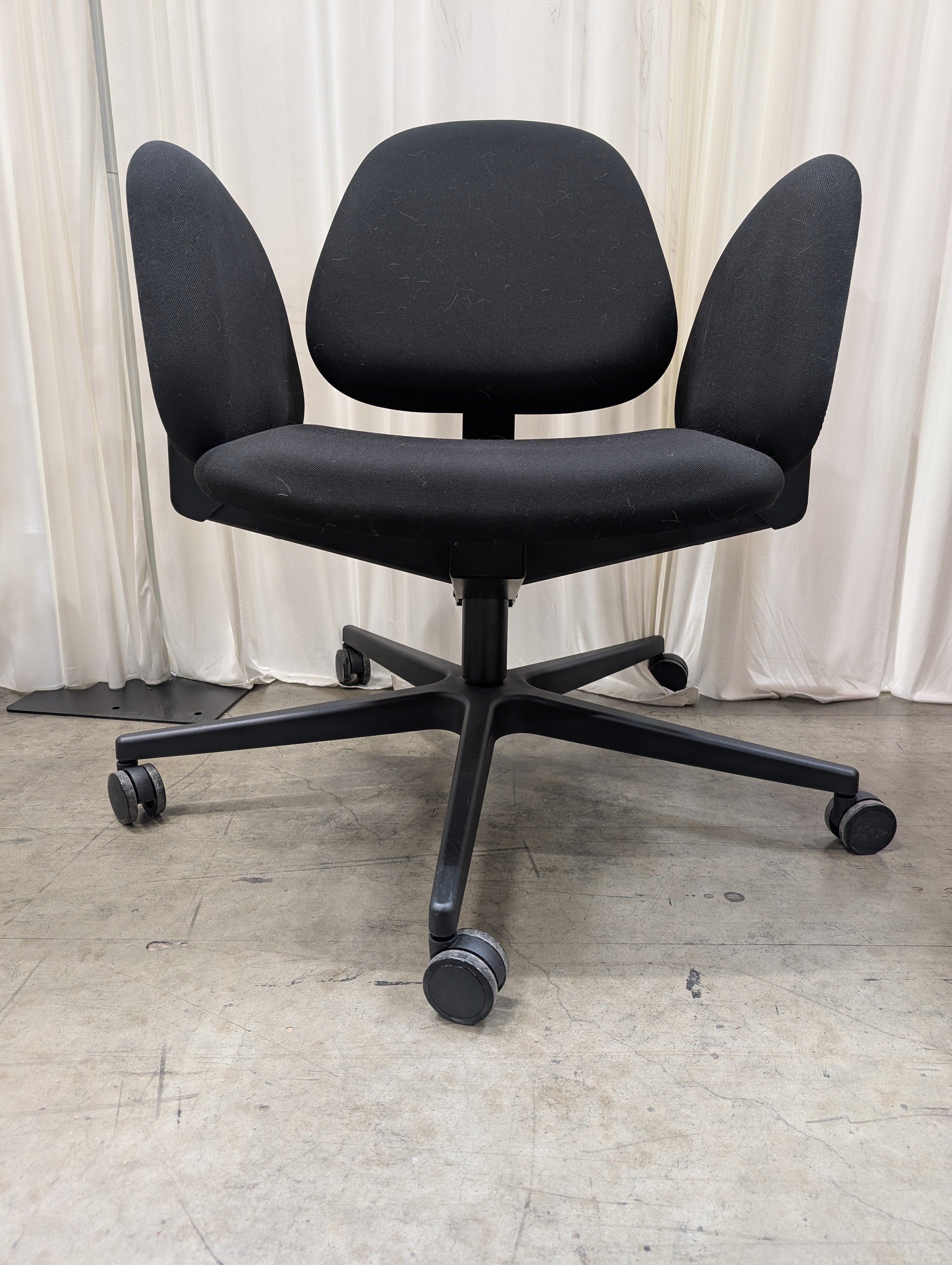Beyou Black Fabric Upholstered Swivel Office Chair