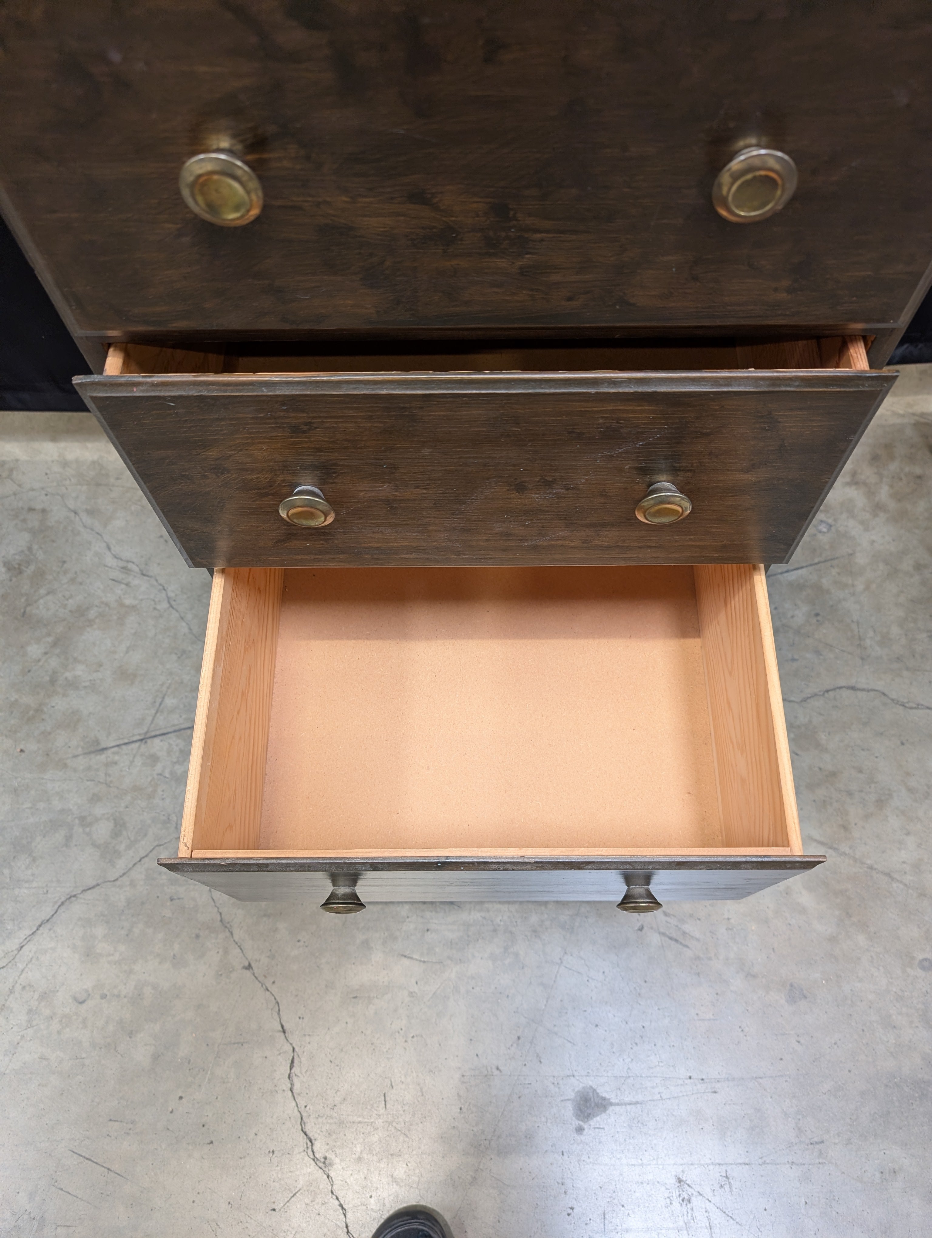 Narrow 5-Drawer Wood Storage Chest with Brass-Toned Knobs