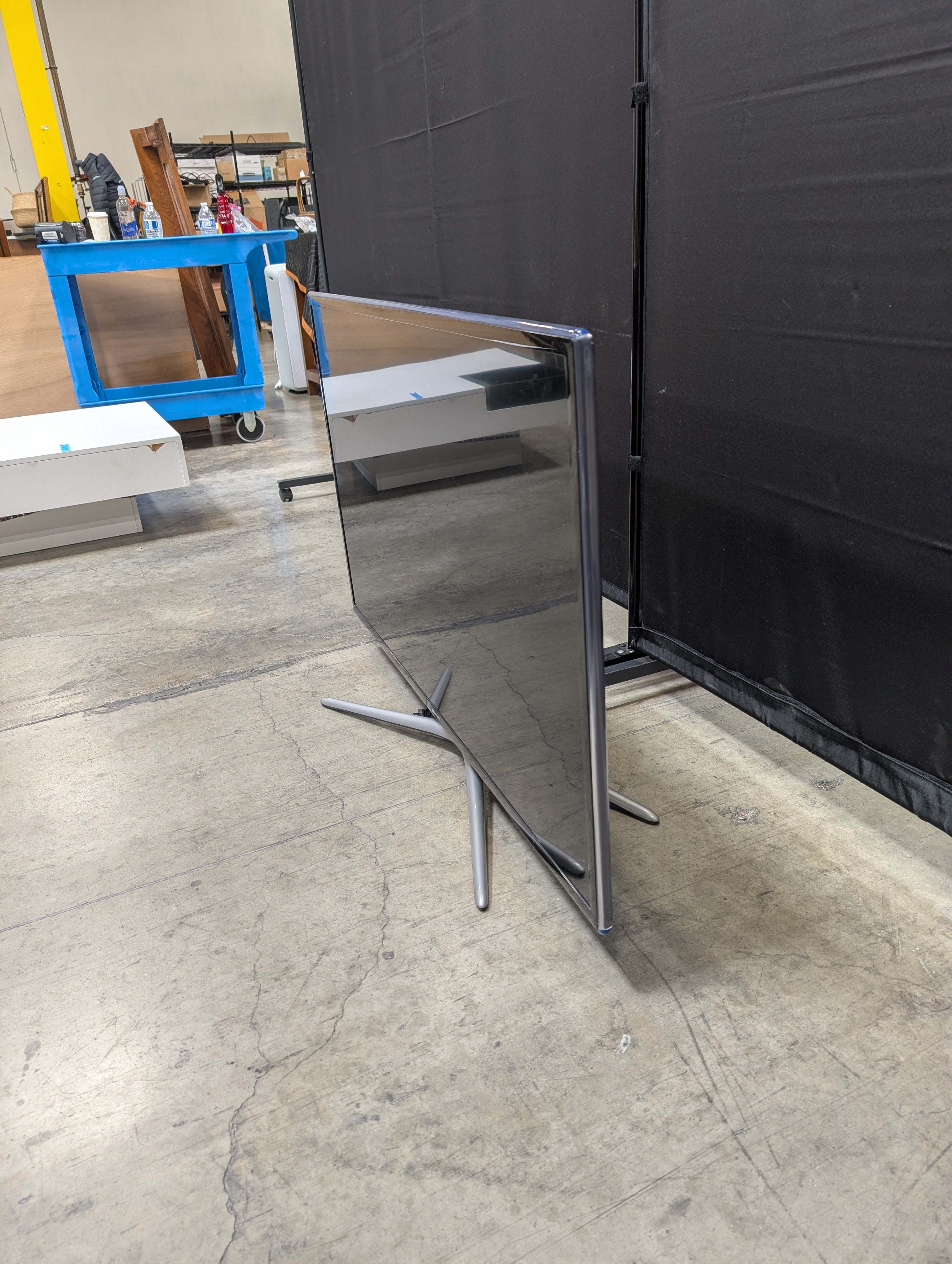 Samsung Flat-Panel Television Samsung 46-inch LED