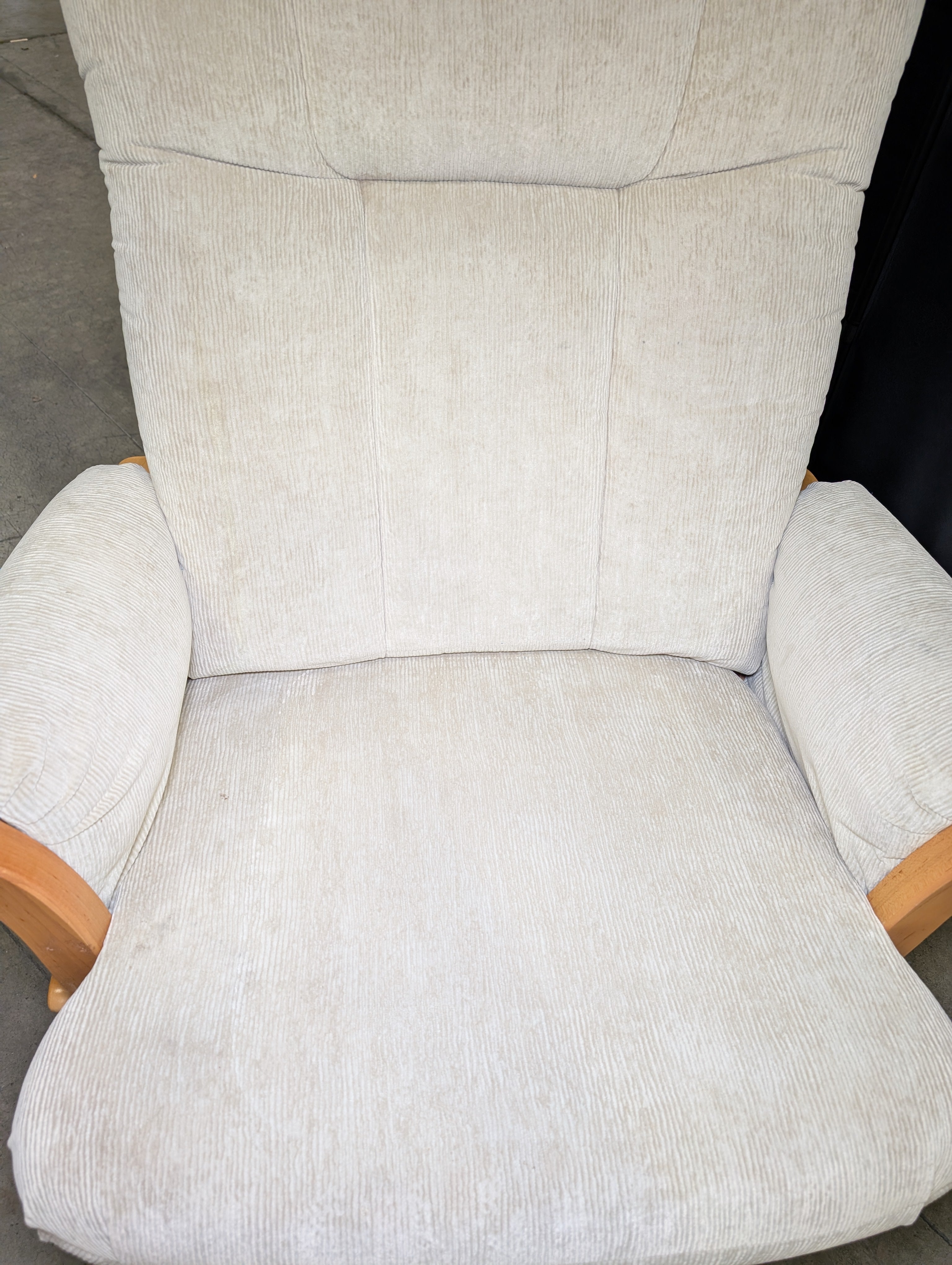 DUTALIER Cream Ribbed Glider Chair and Ottoman Set
