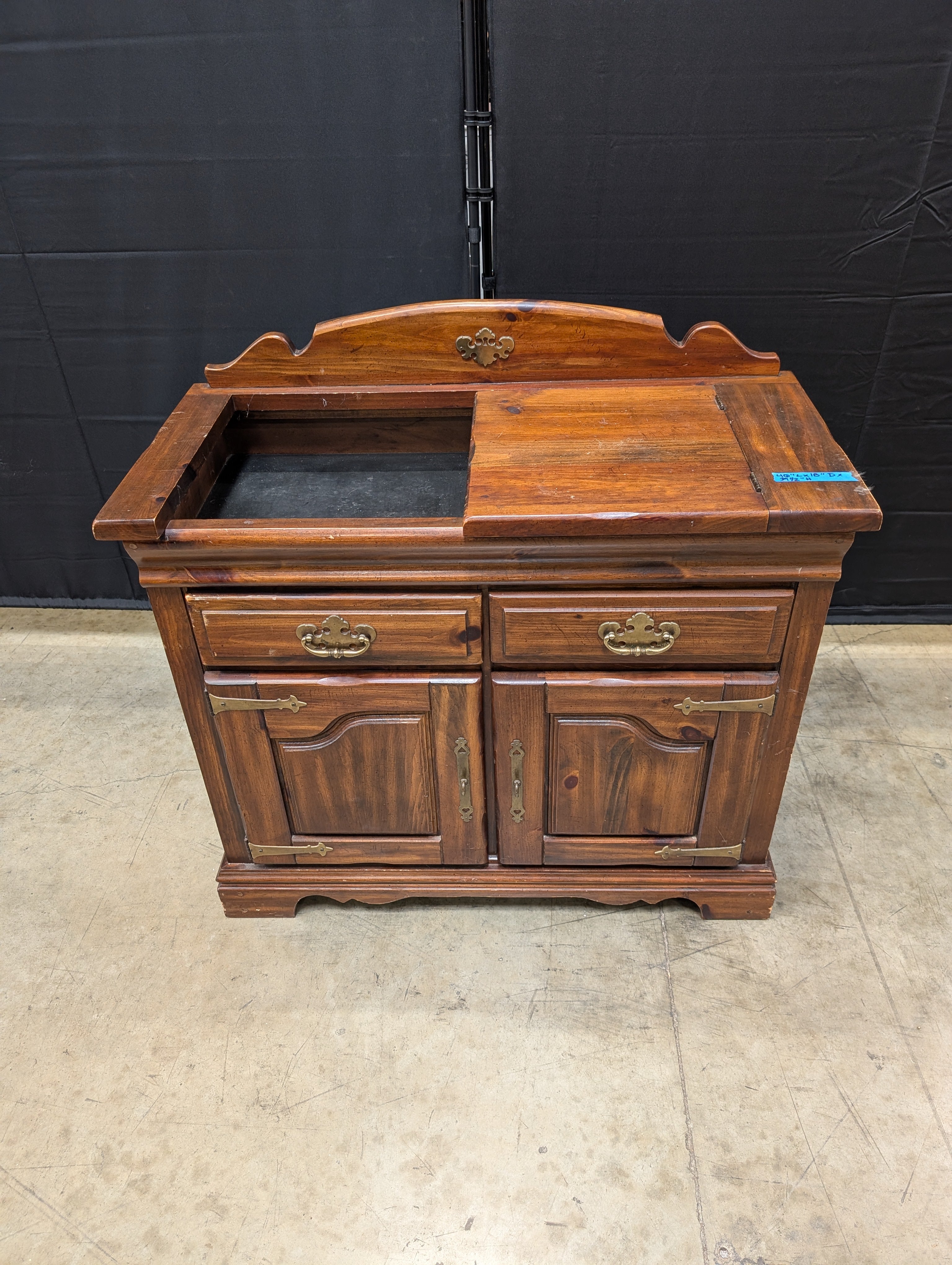 Rustic Pine Washstand Cabinet with Brass-Toned Hardware