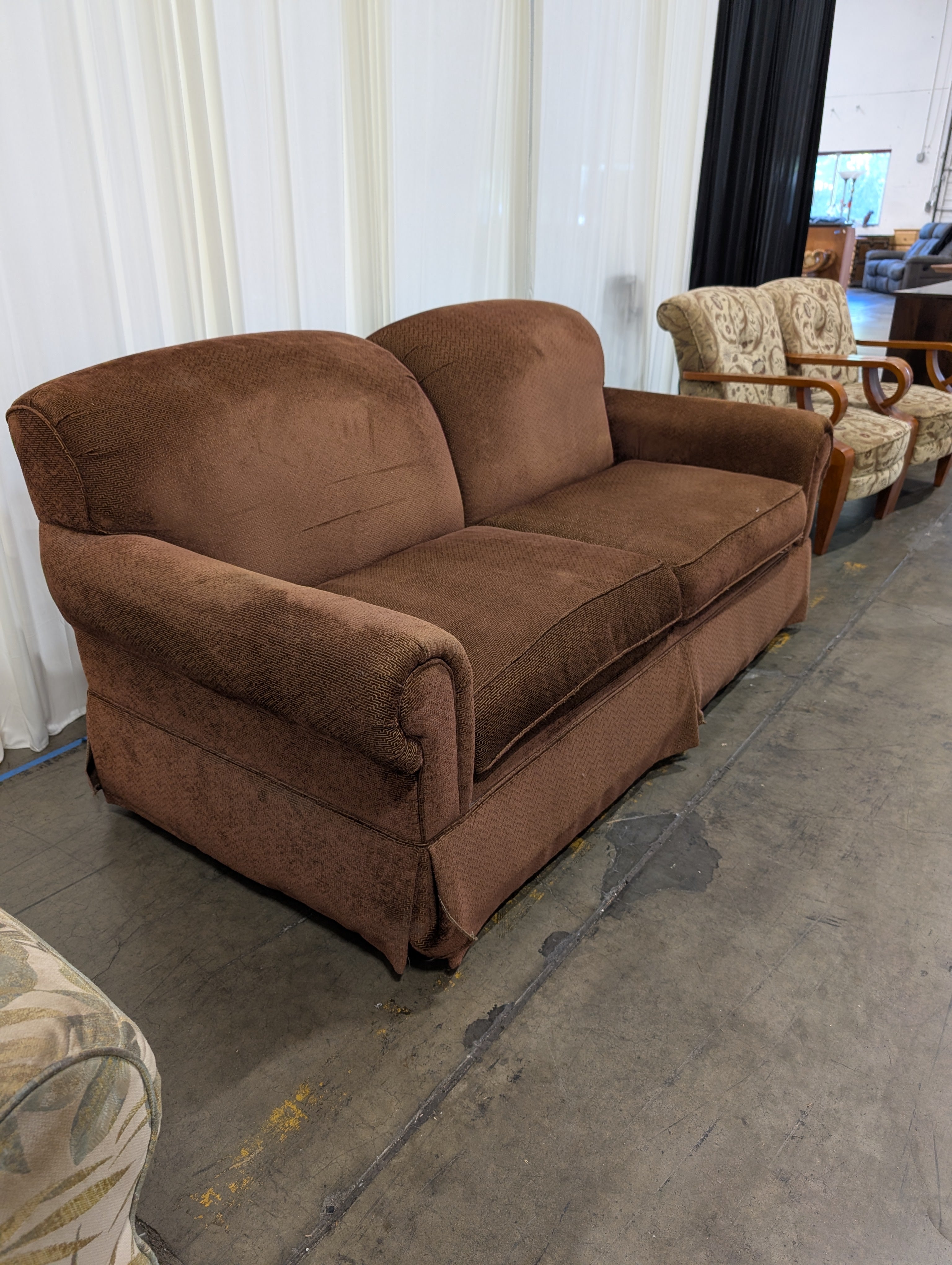 BASSETT Brown Textured Upholstered Loveseat with Rolled Arms