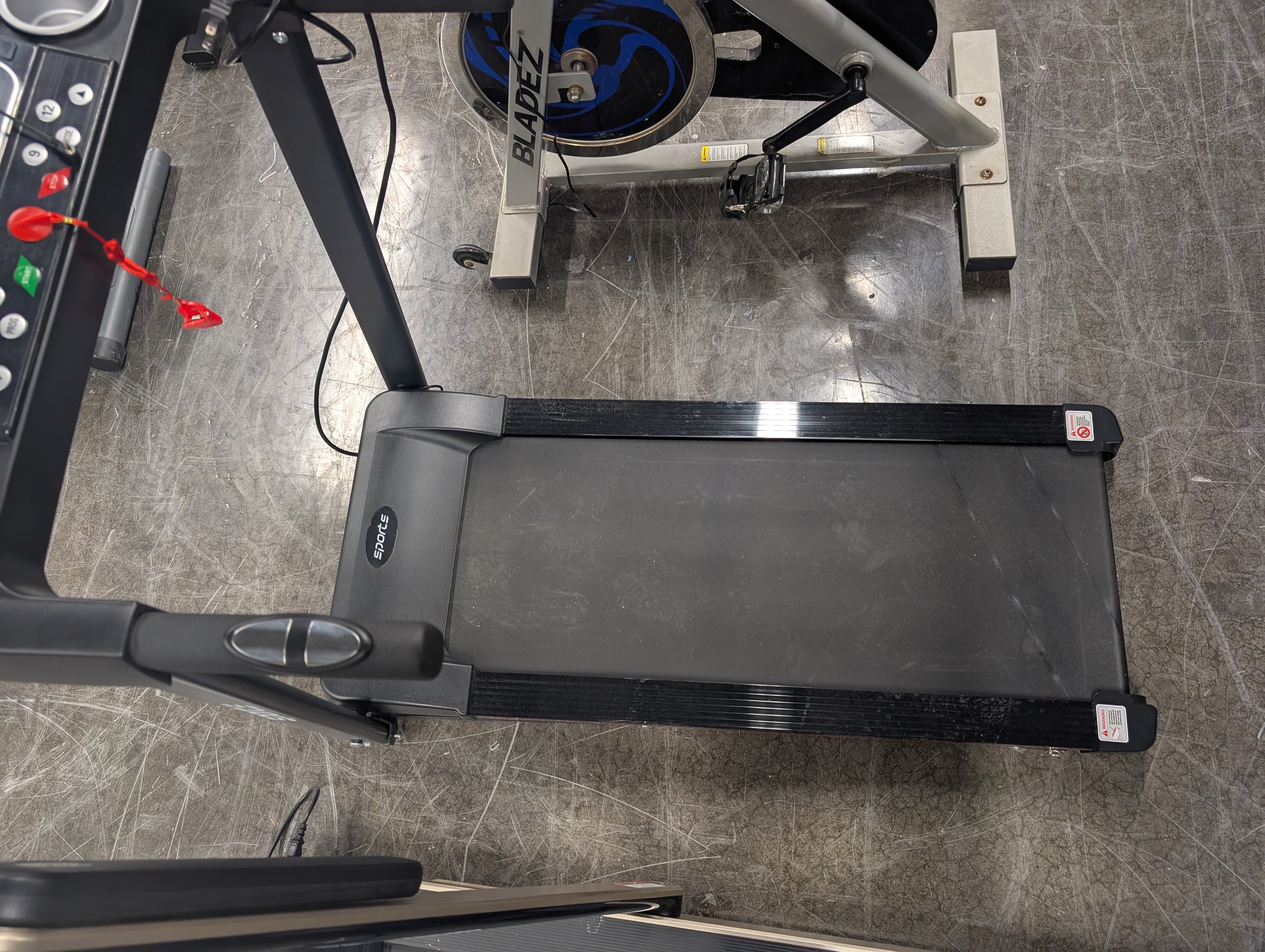 SPORTS Compact Folding Treadmill