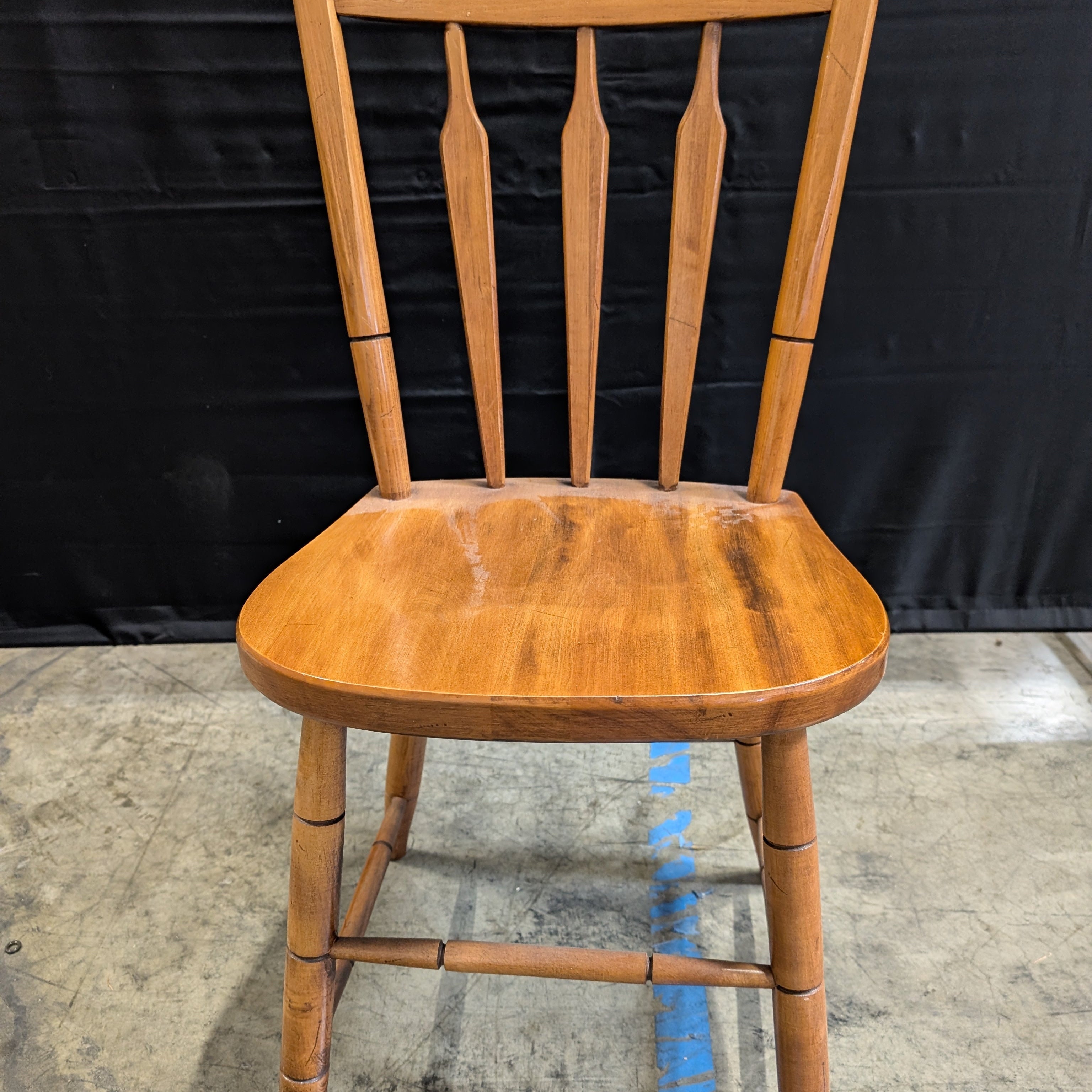 Classic Wooden Windsor Style Dining Chair