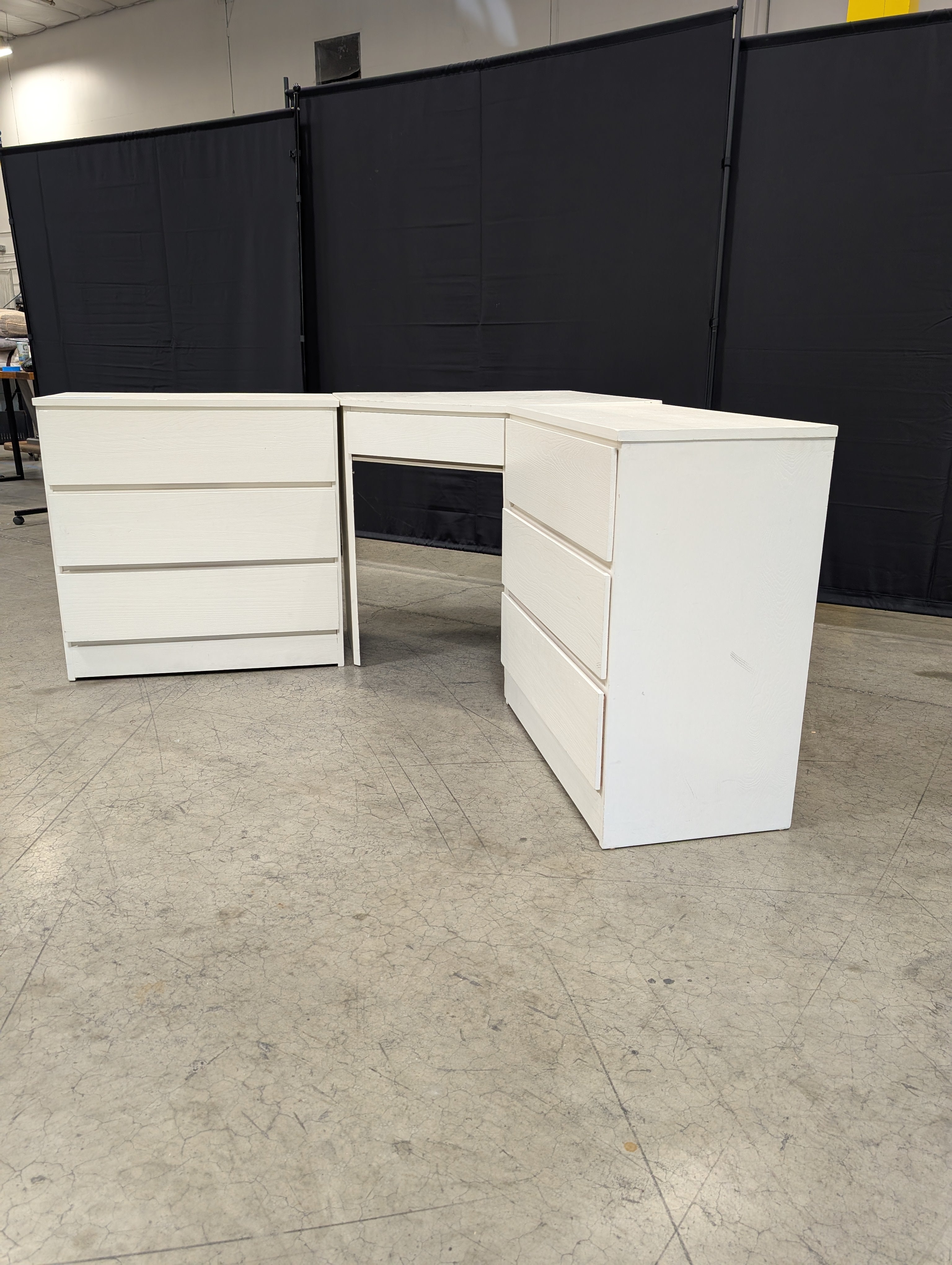 White Corner Desk and Three-Drawer Dresser Set Modern Minimalist Furniture