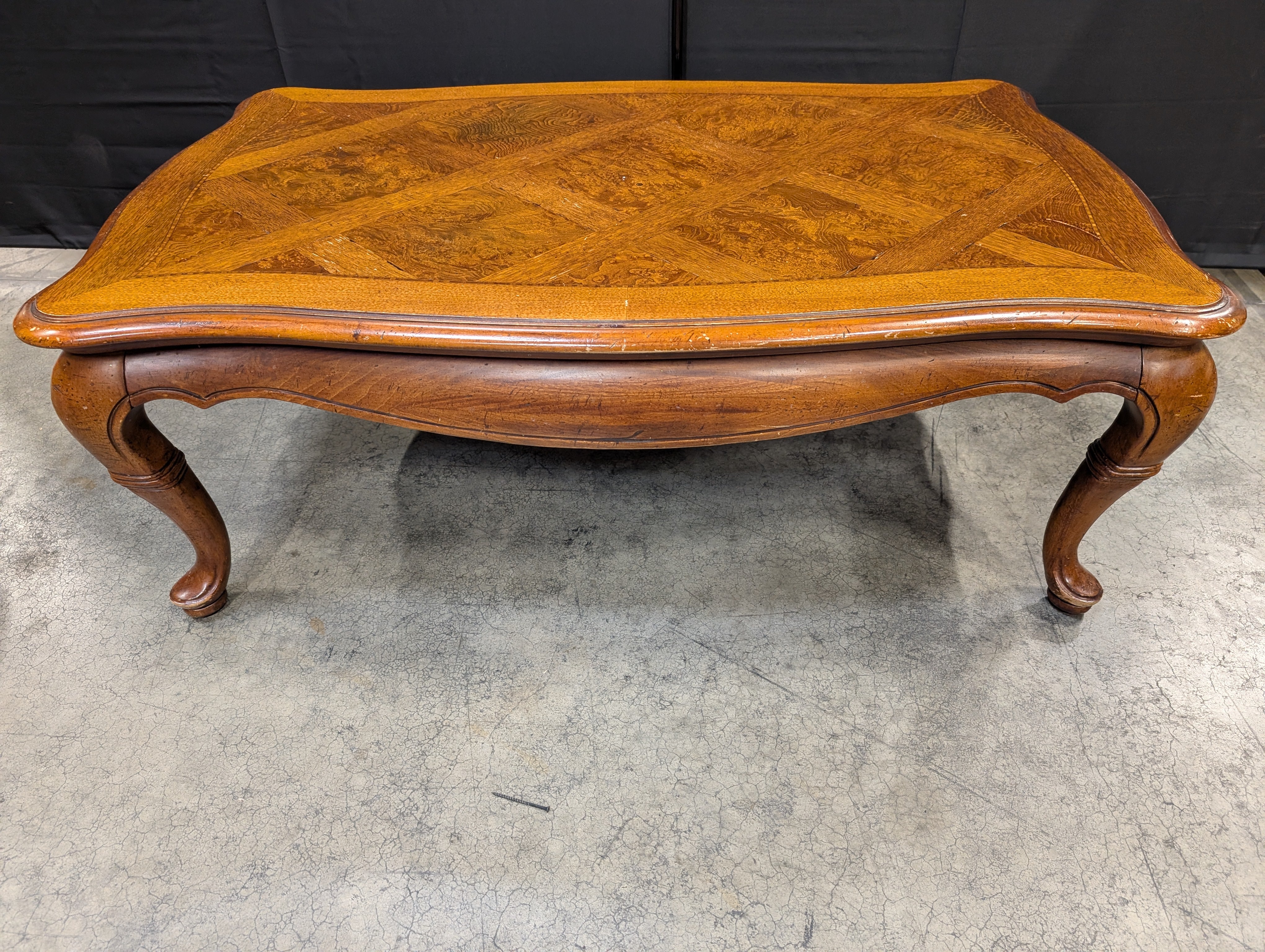 Inlaid Wood Coffee Table with Scalloped Edges