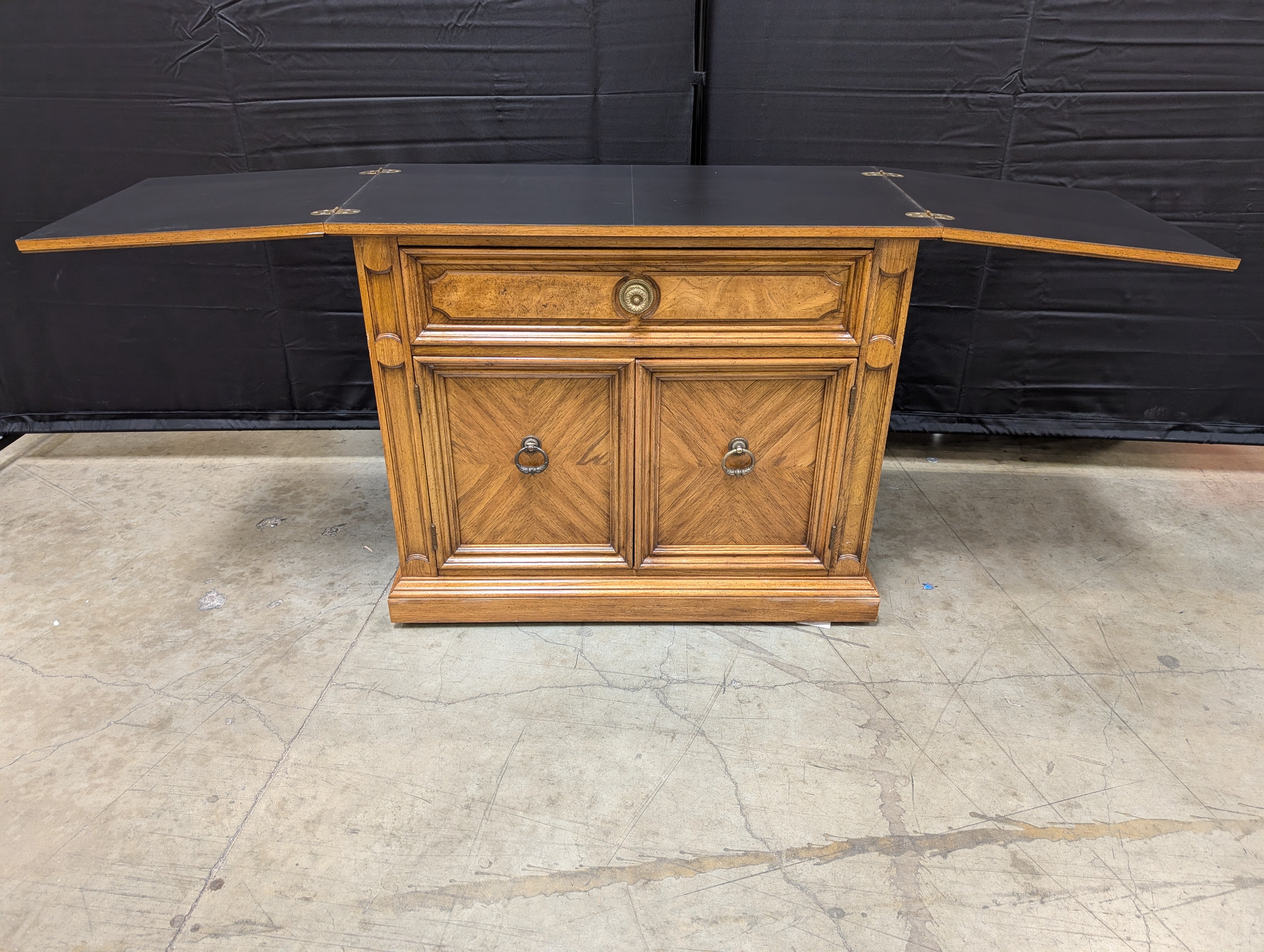 Traditional Hardwood Thomasville Drop-Leaf Cabinet with Inlaid Veneer