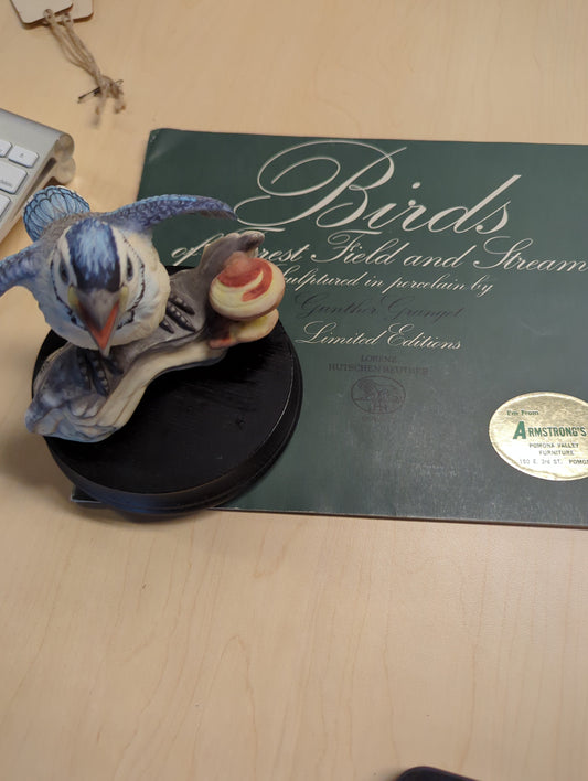 Porcelain bird