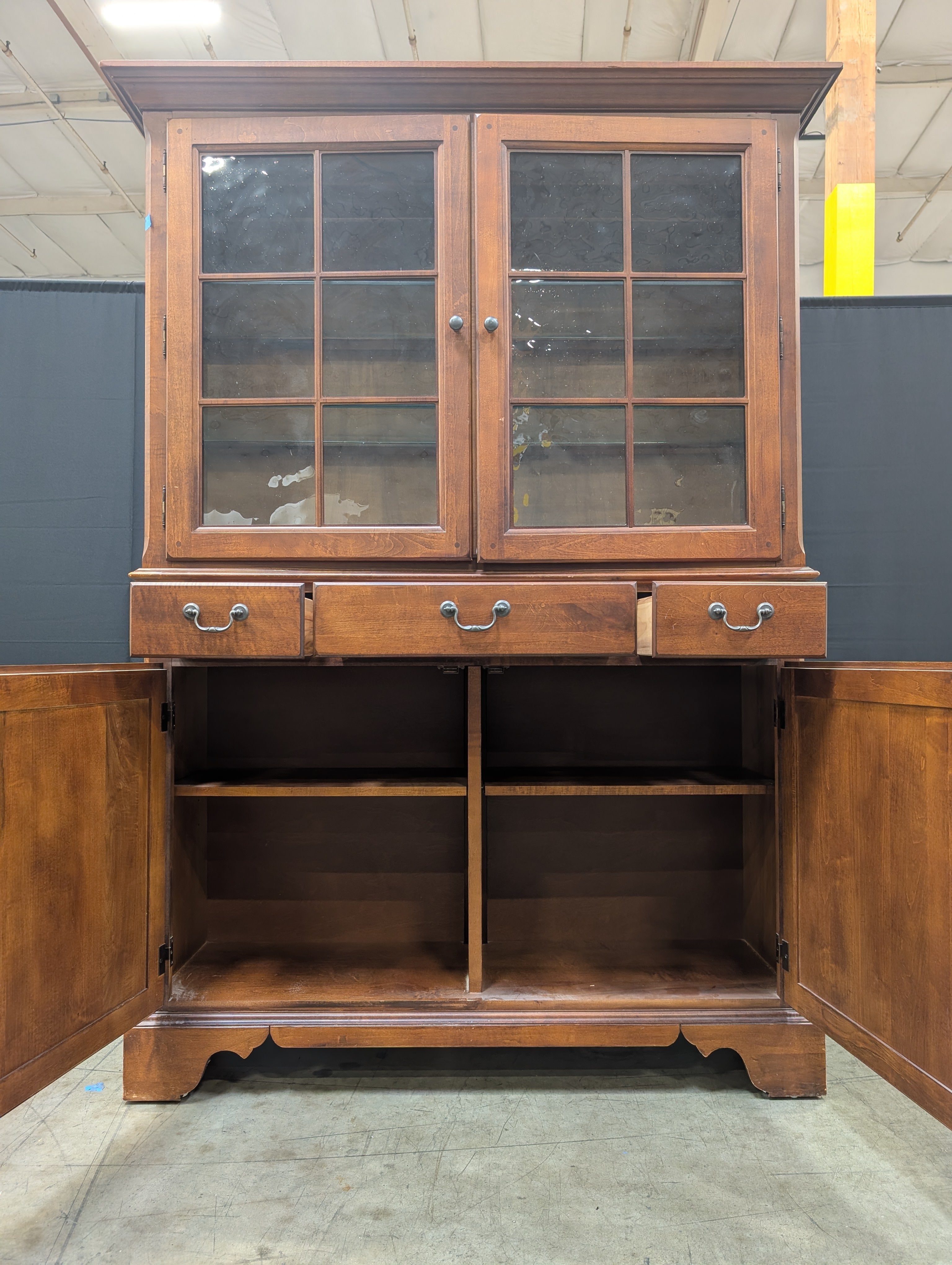 Traditional Brown Wood Display Hutch Cabinet