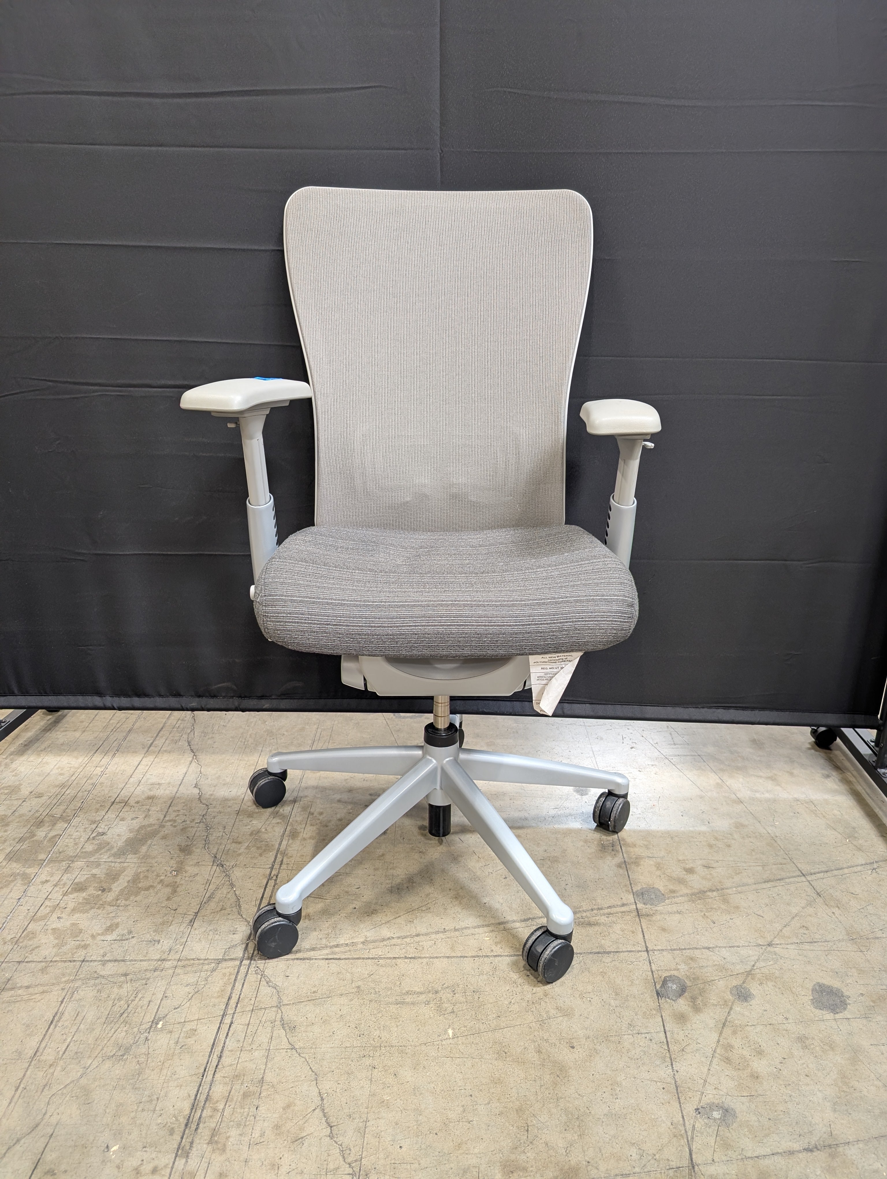 Modern Ergonomic Mesh Back Office Desk Chair