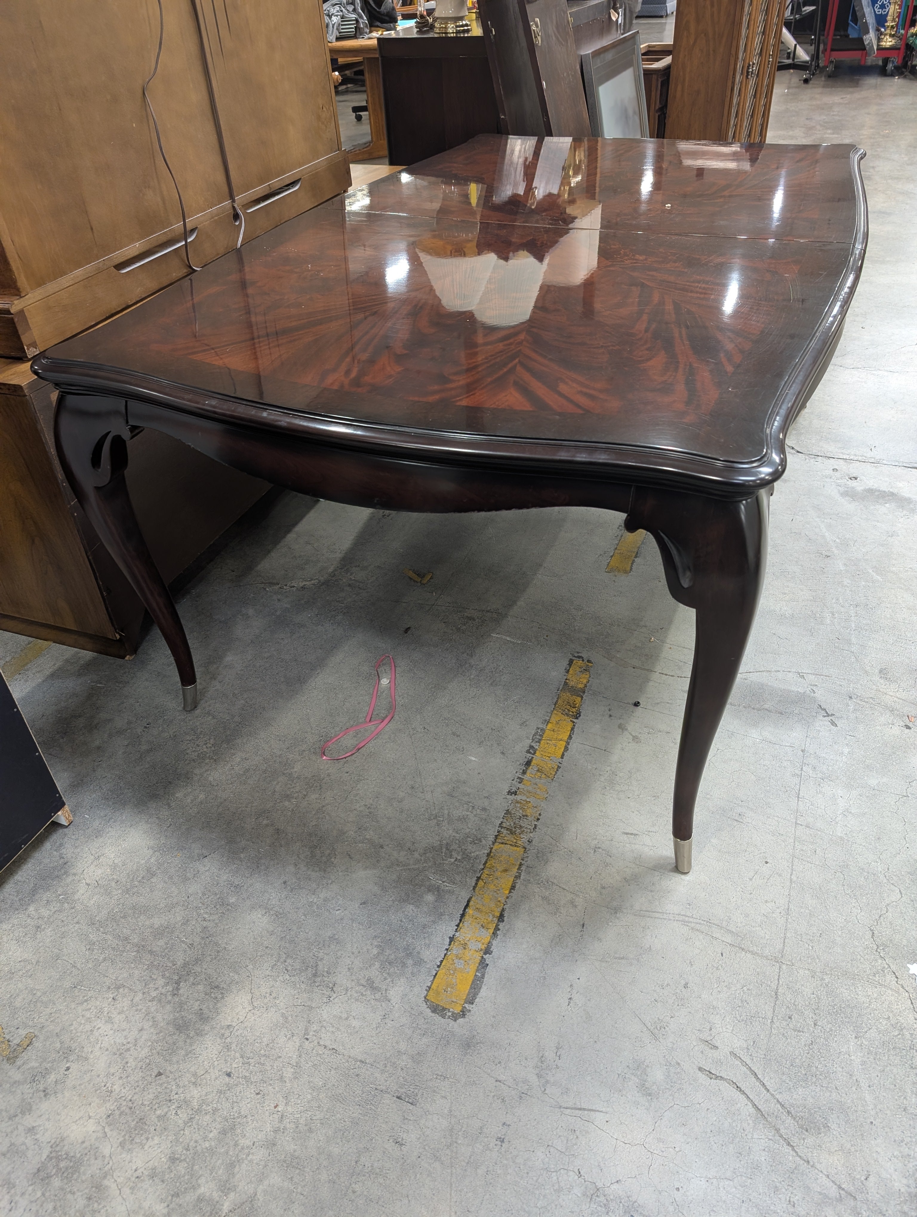 Dining Table in Dark Wood with Two leaves