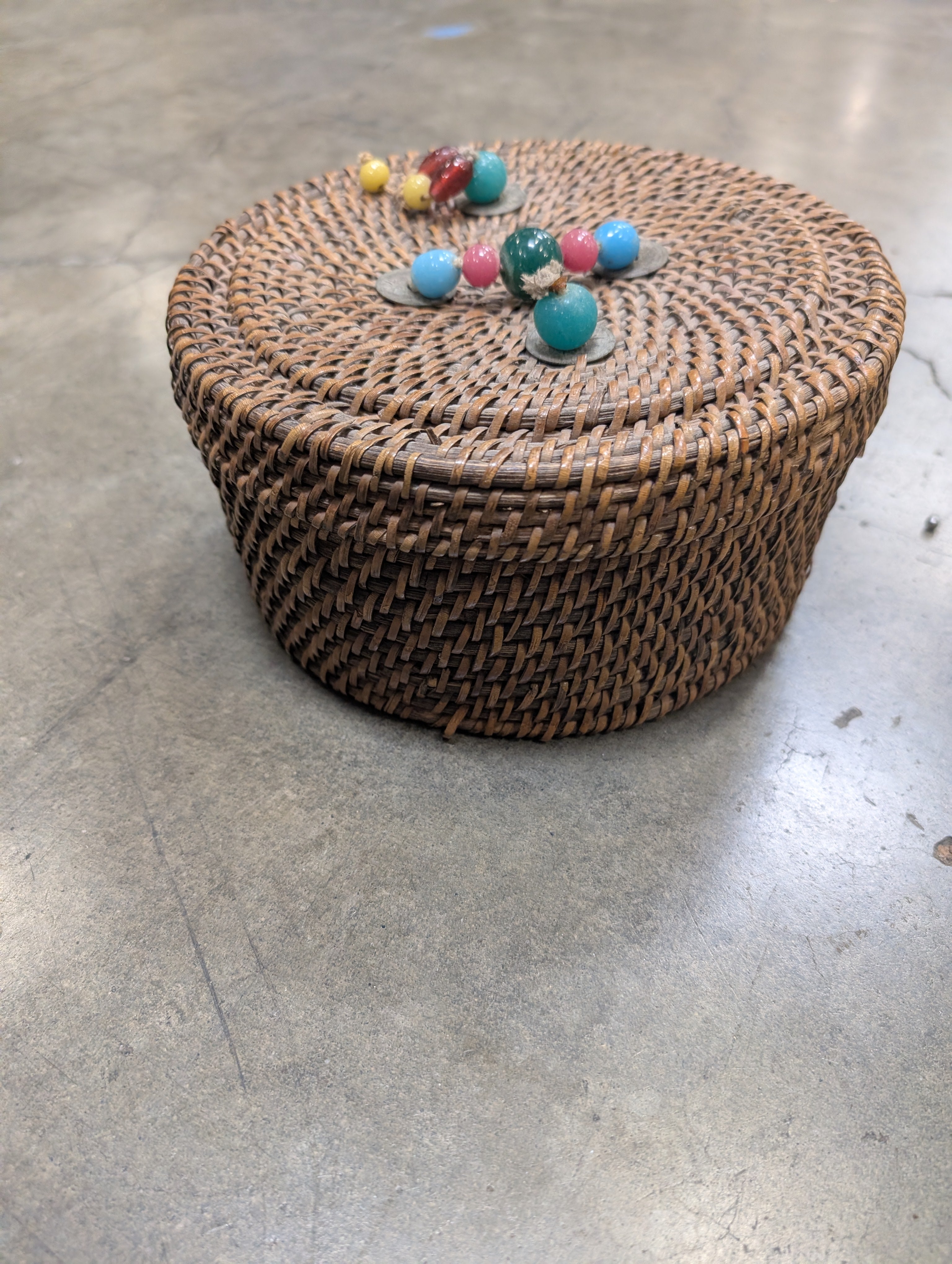 Round Woven Rattan Storage Basket with Lid