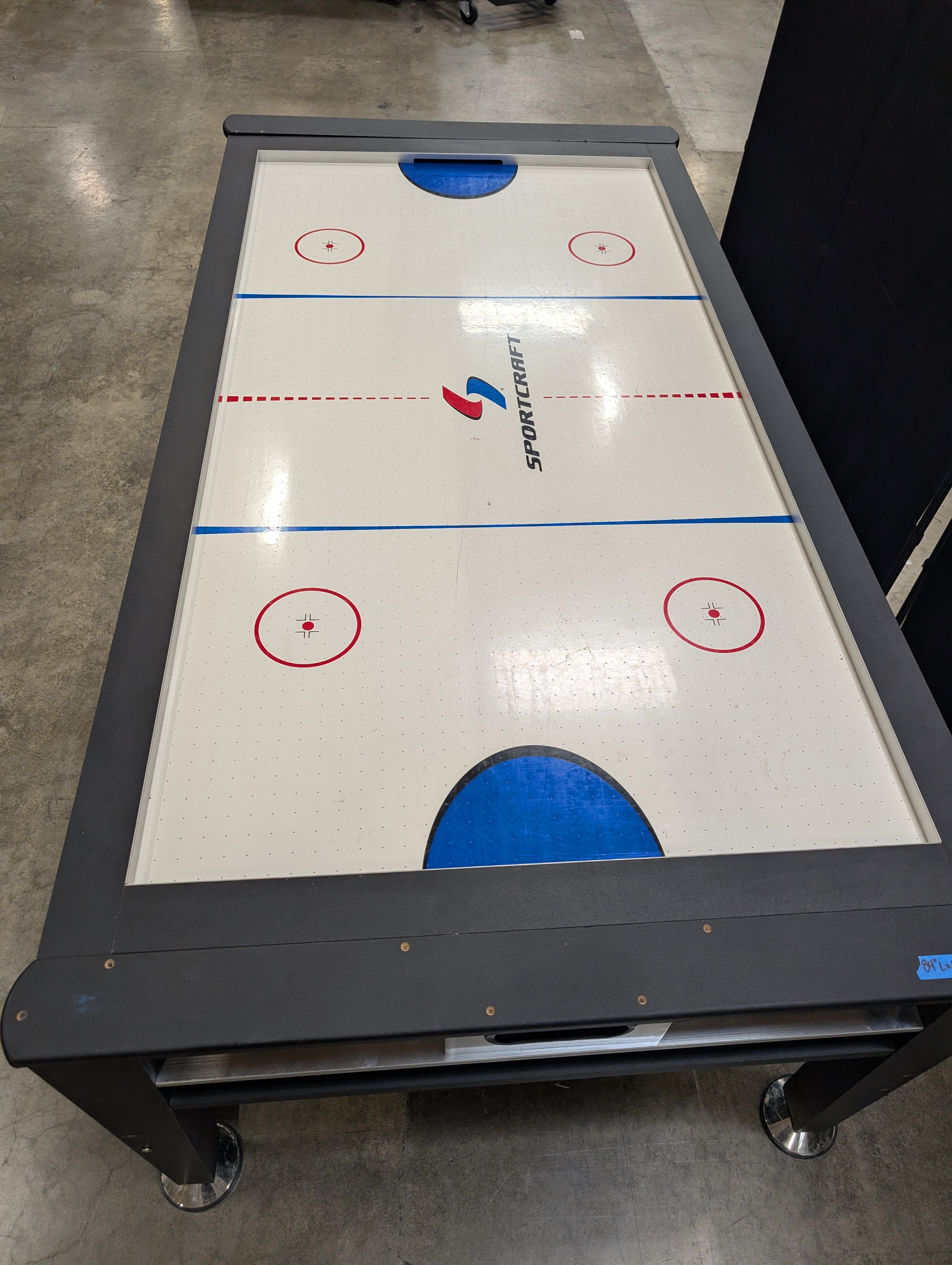 SPORTCRAFT Black and Silver Air Hockey Table