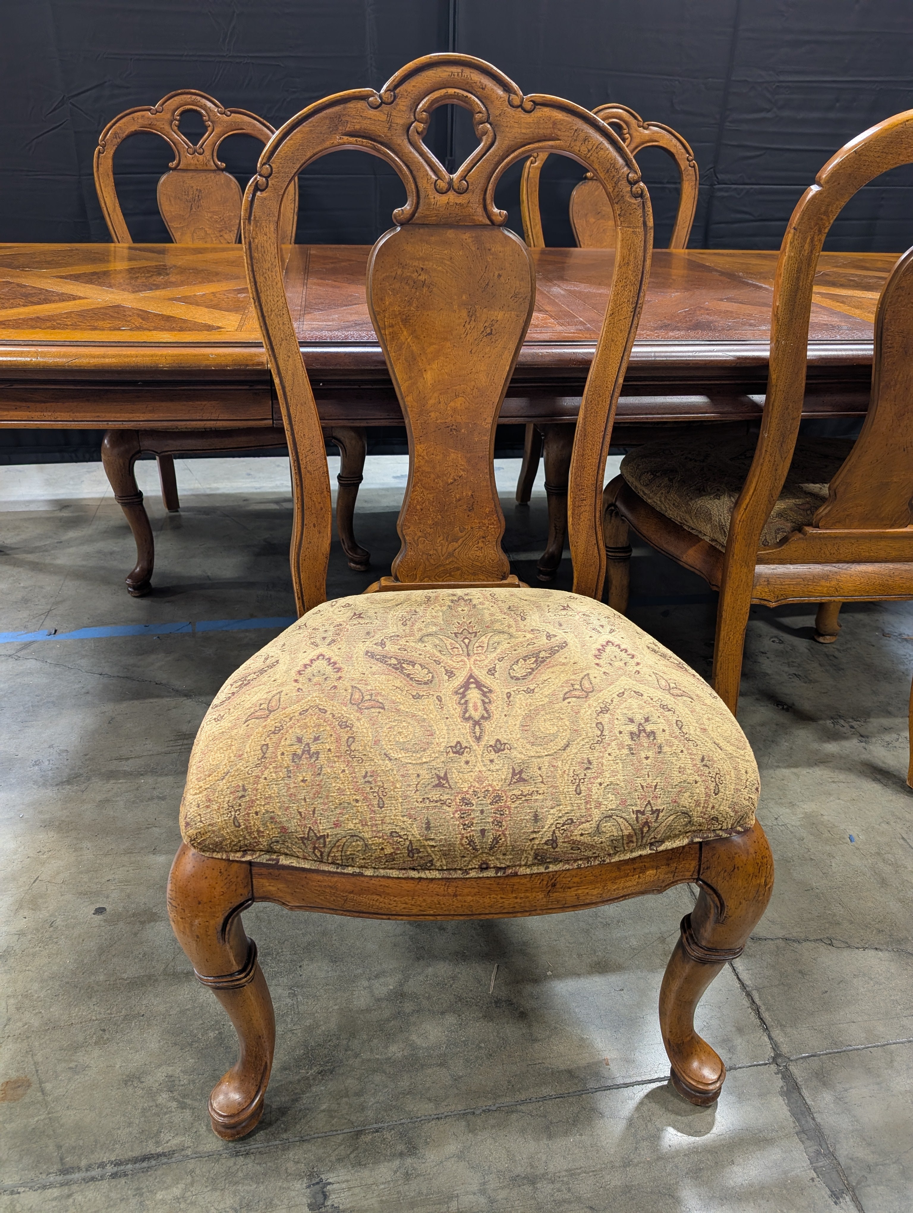 Ornate Inlaid Wood Thomasville Dining Table with Matching Chairs