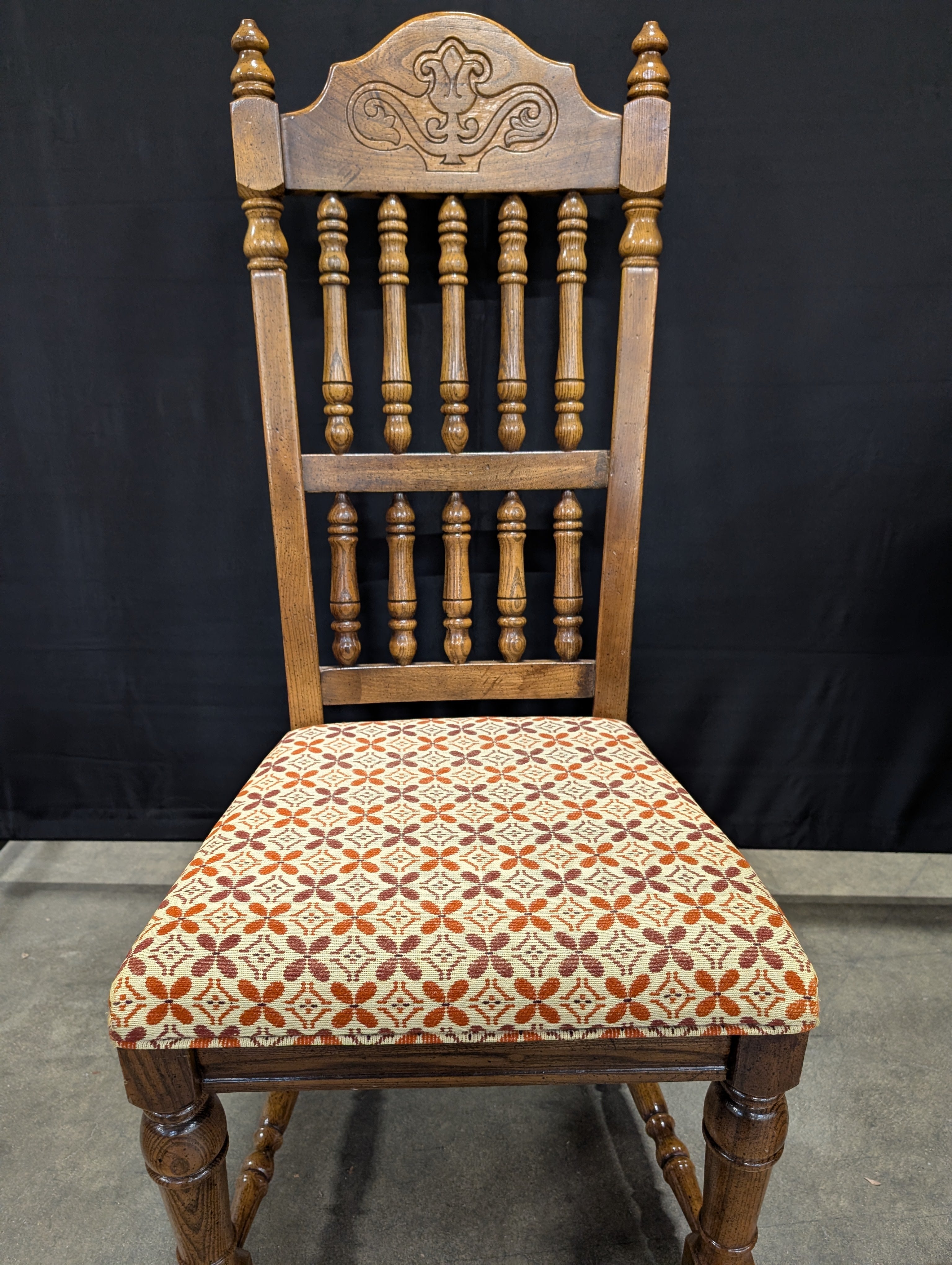 American Drew Oak Dining Room Chairs Dining Set